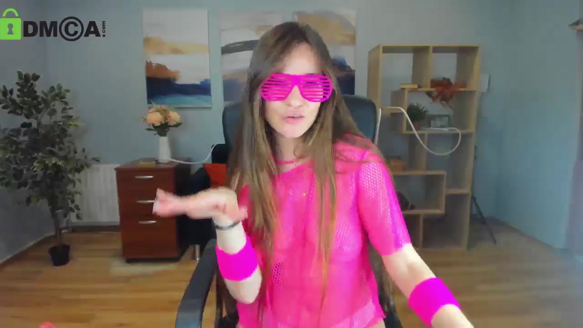 Gallery image thumbnail from Tilly_Casti's myfreecams stream on, 05/18/2025, 18:00 image 13 of 20