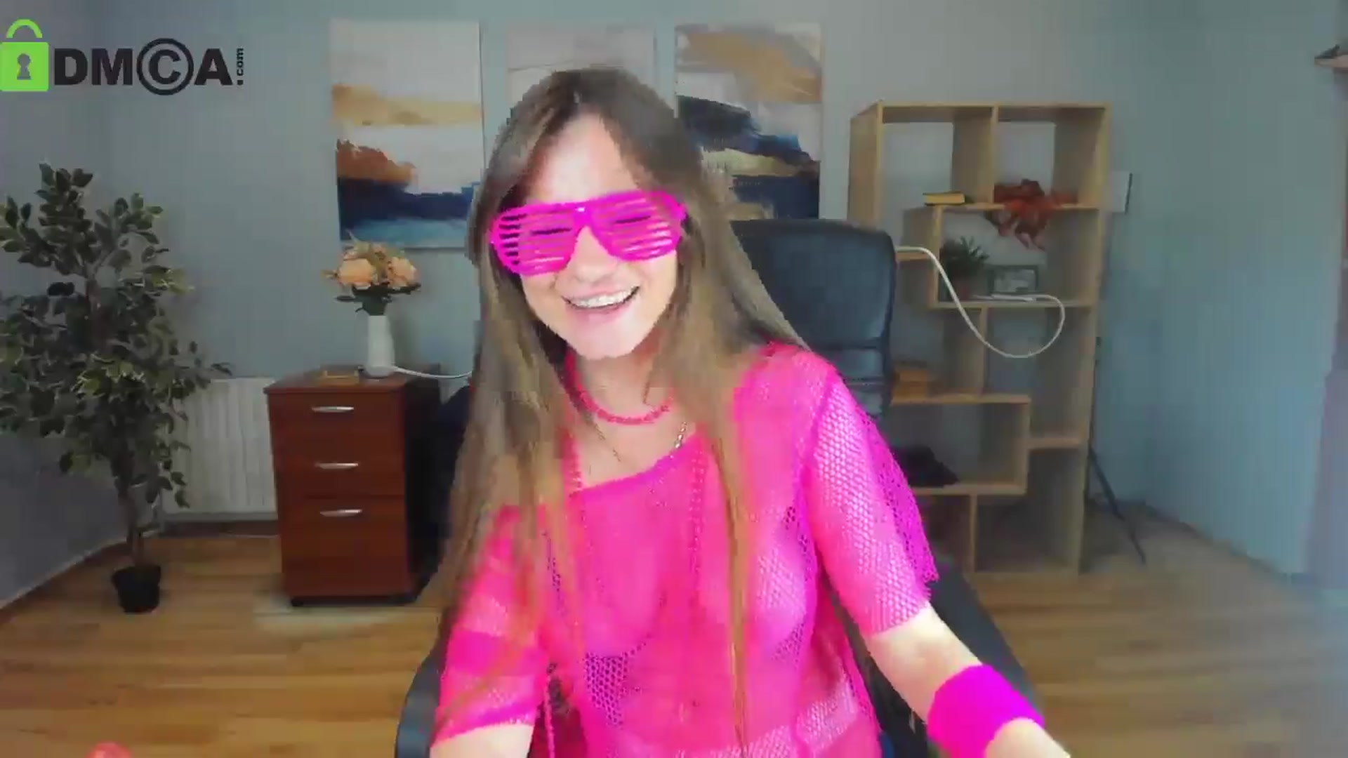 Gallery image thumbnail from Tilly_Casti's myfreecams stream on, 05/18/2025, 18:00 image 12 of 20