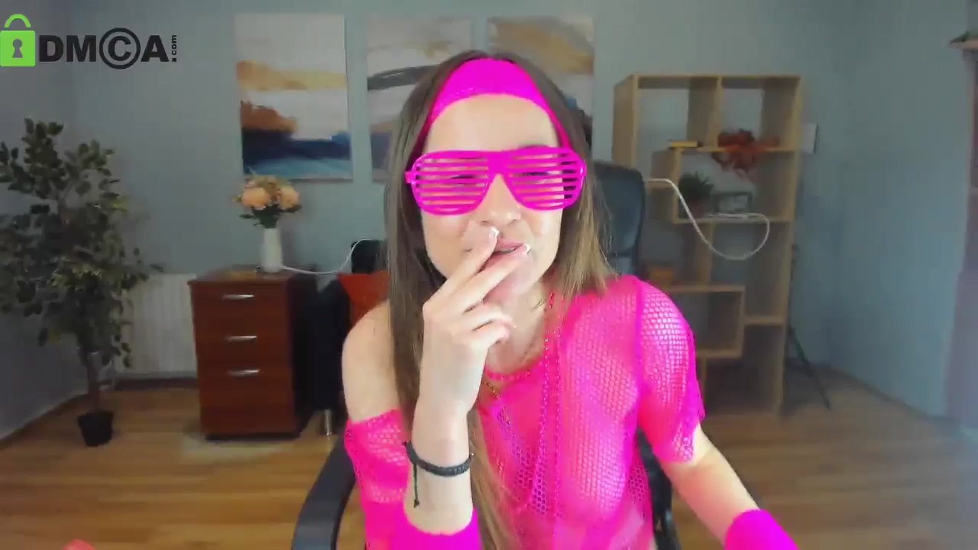 Gallery image thumbnail from Tilly_Casti's myfreecams stream on, 05/18/2025, 18:00 image 3 of 20