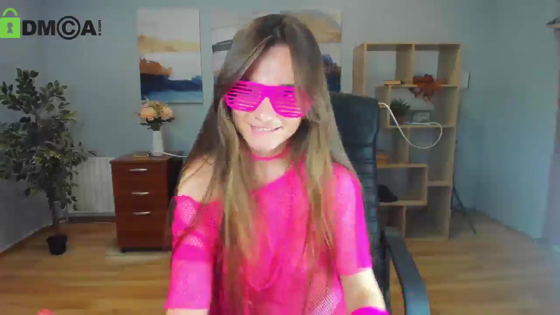 Gallery image thumbnail from Tilly_Casti's myfreecams stream on, 05/18/2025, 18:00 image 18 of 20