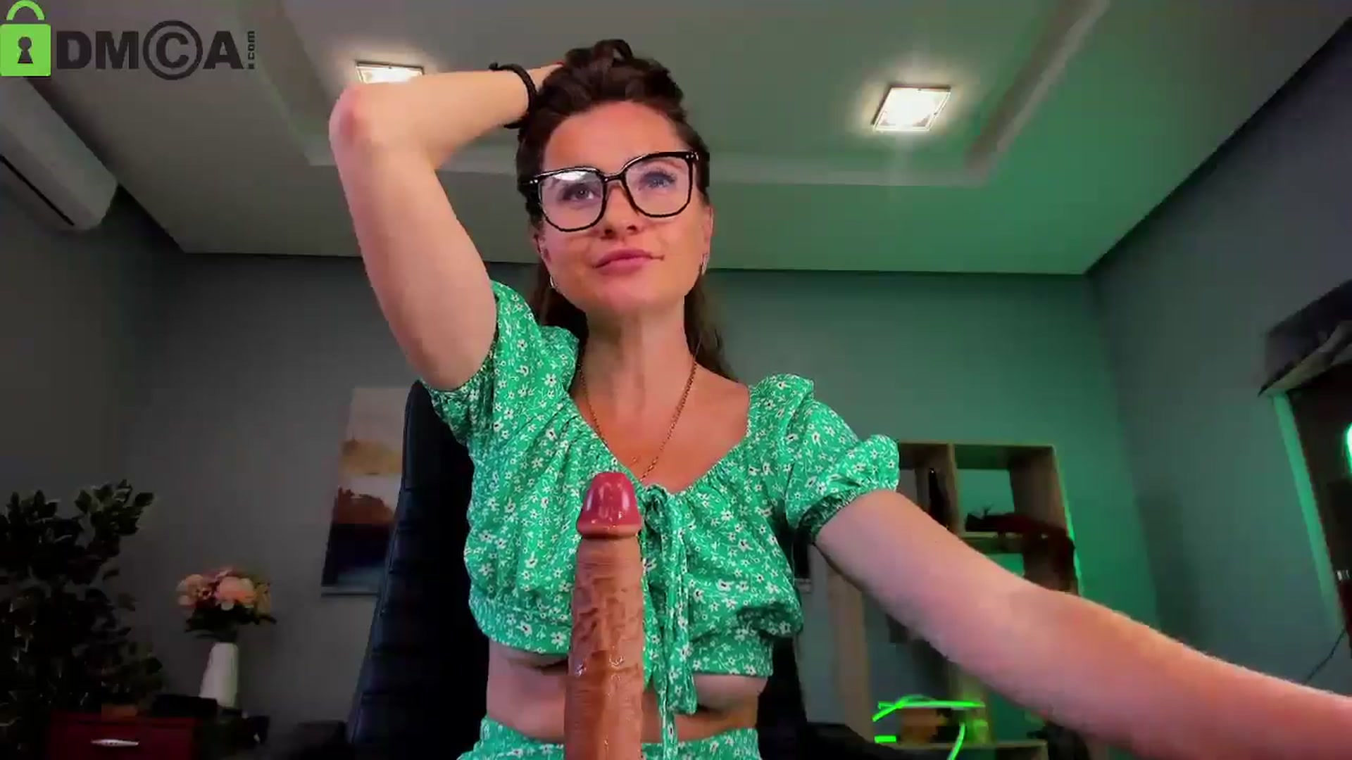 Gallery image thumbnail from Tilly_Casti's myfreecams stream on, 06/07/2025, 15:27 image 6 of 20