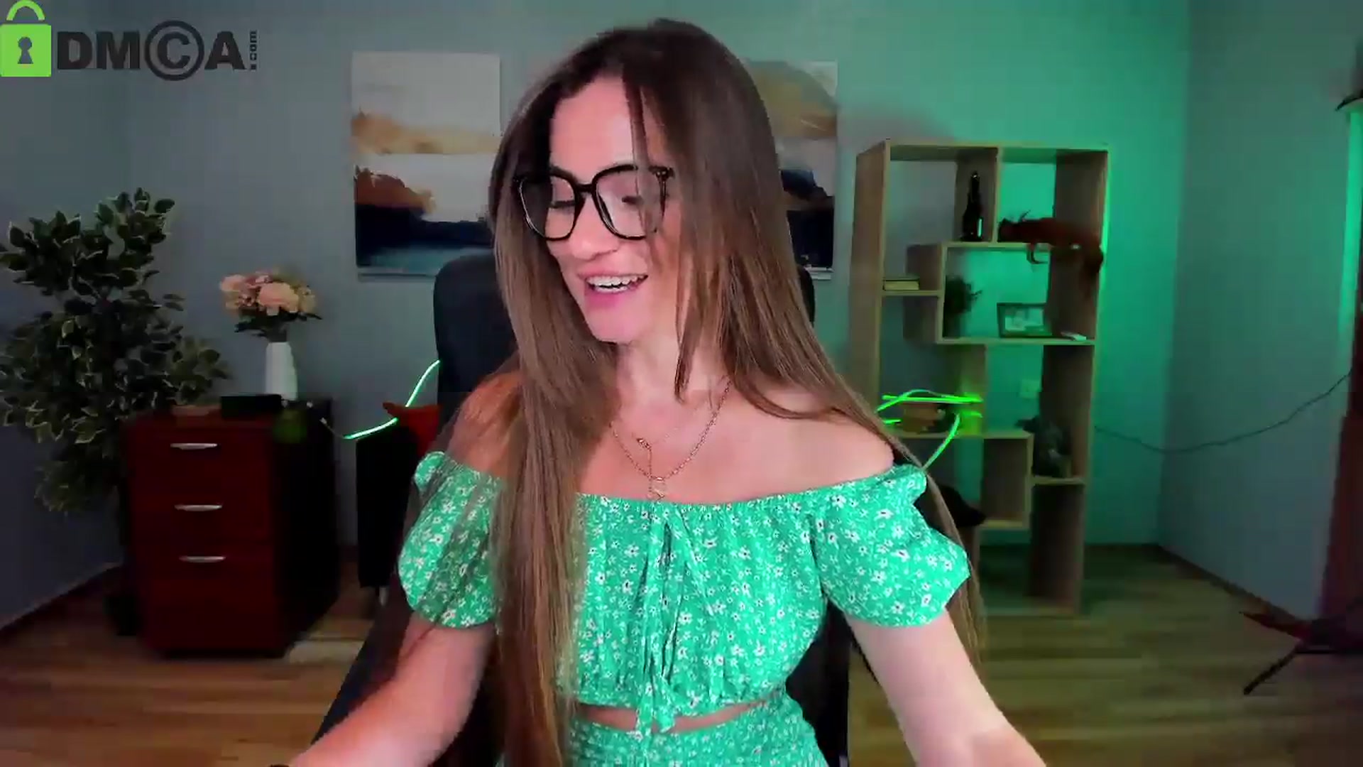 Gallery image thumbnail from Tilly_Casti's myfreecams stream on, 06/07/2025, 17:28 image 9 of 20