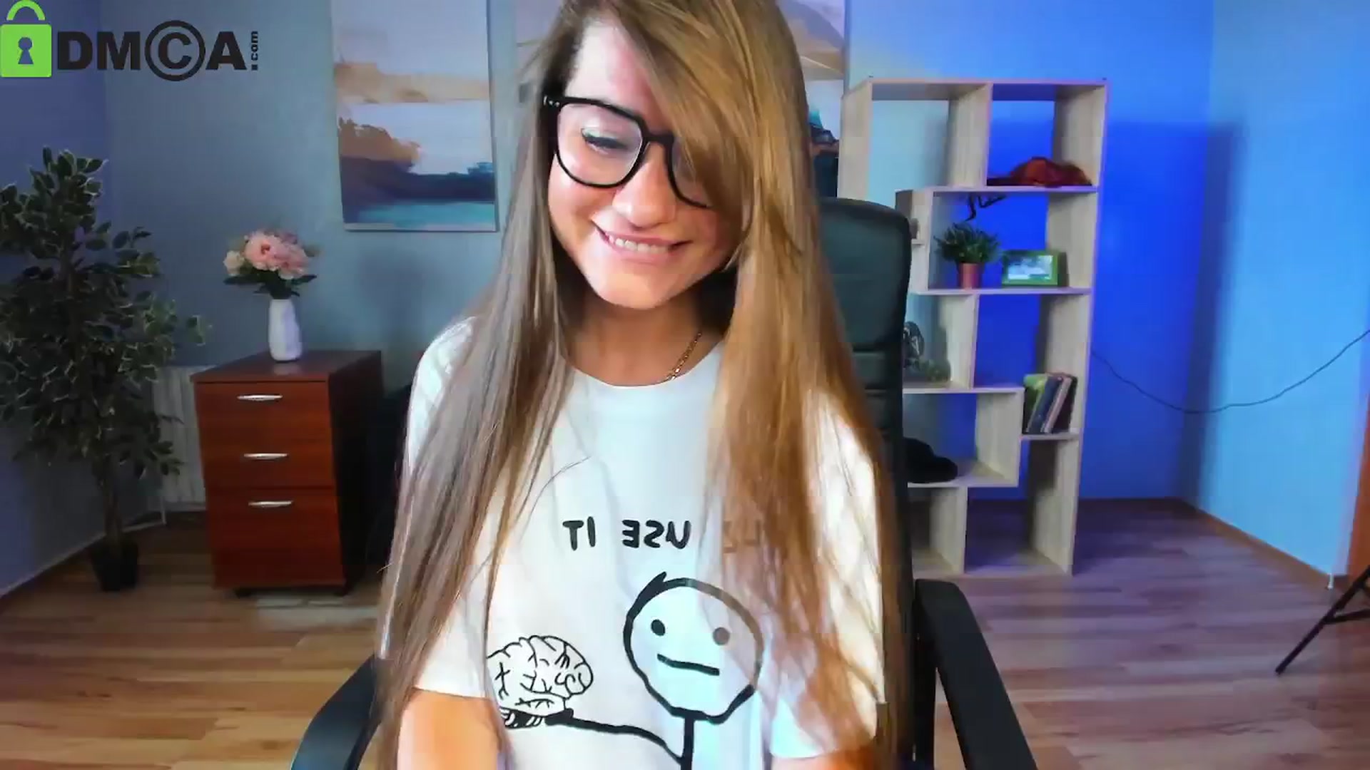 Gallery image thumbnail from Tilly_Casti's myfreecams stream on, 06/22/2025, 12:32 image 3 of 20