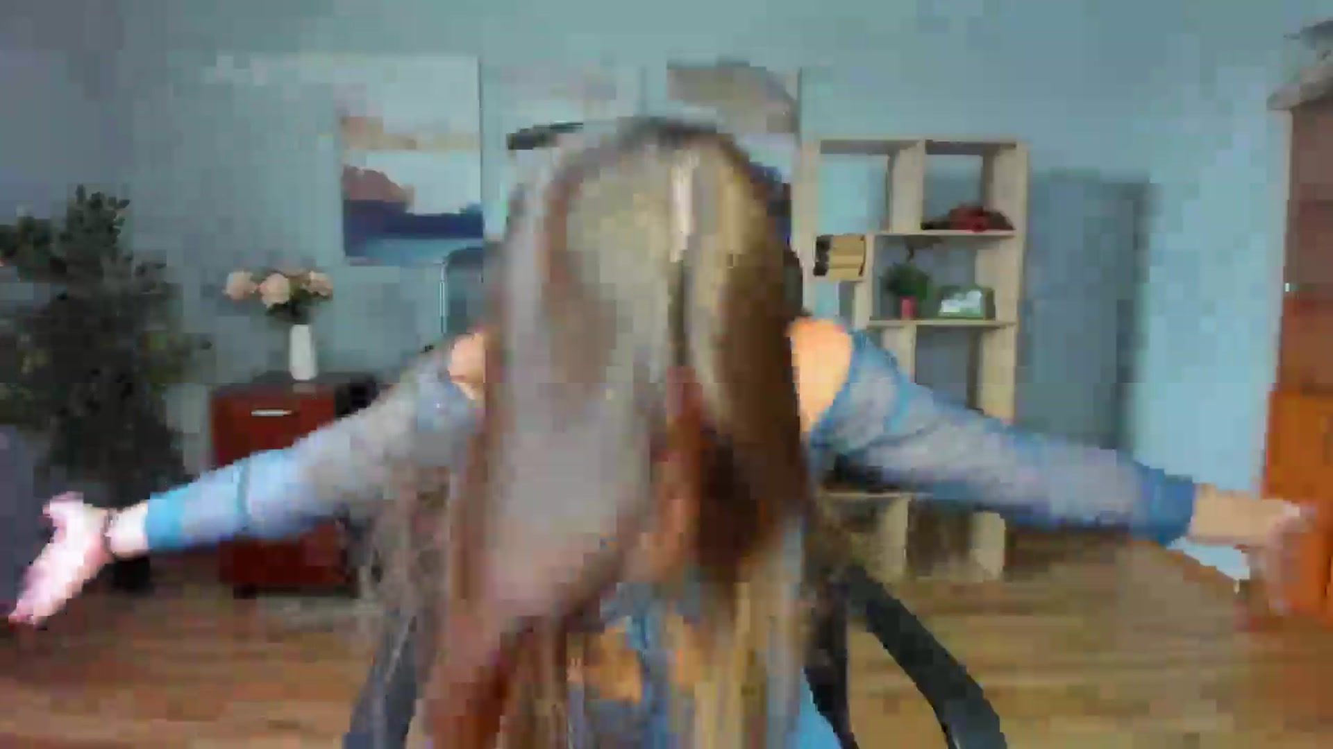 Gallery image thumbnail from Tilly_Casti's myfreecams stream on, 06/28/2025, 16:59 image 4 of 20