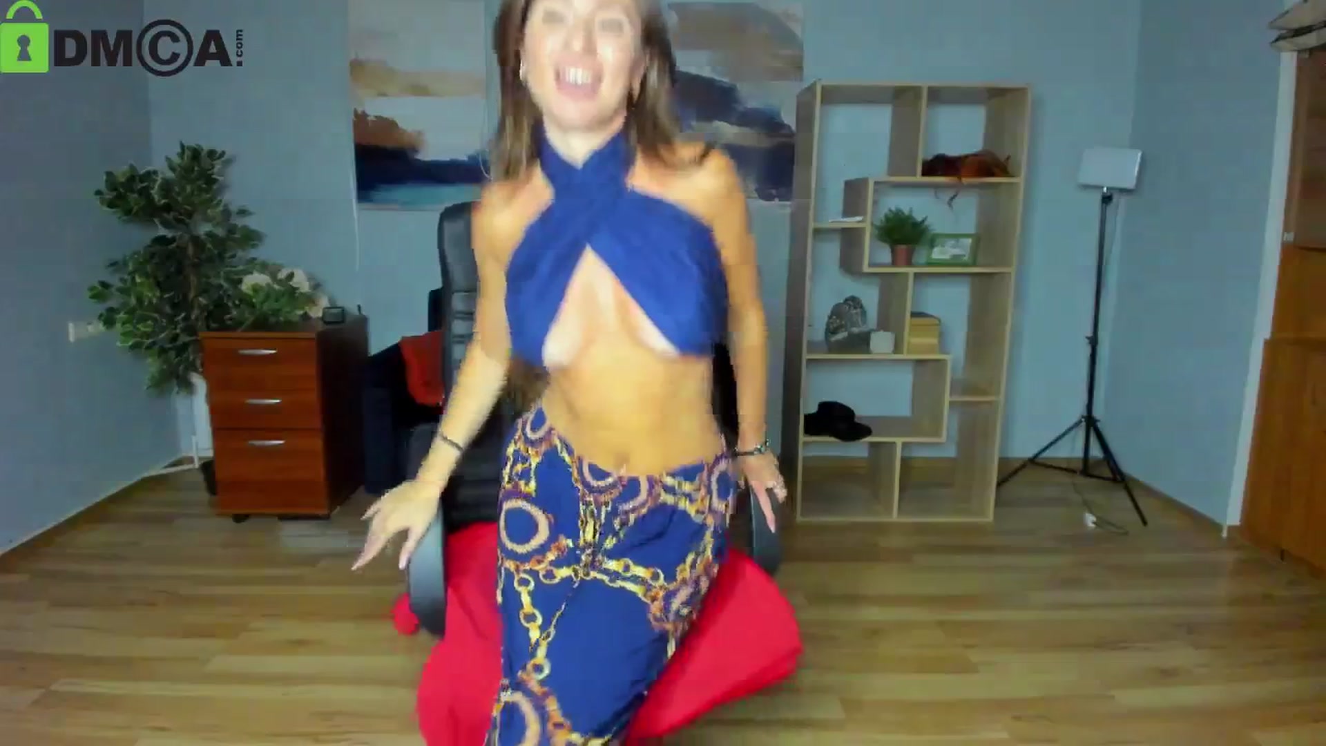 Gallery image thumbnail from Tilly_Casti's myfreecams stream on, 08/02/2025, 18:10 image 13 of 20