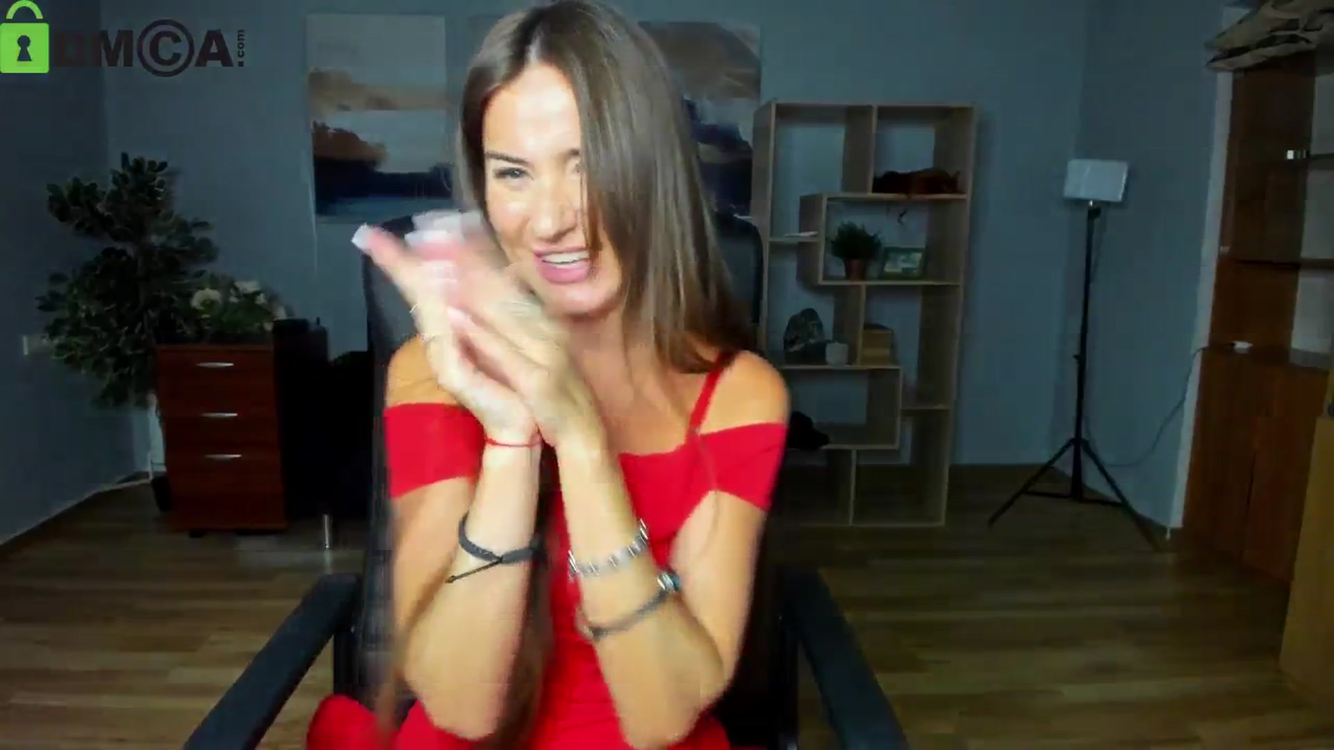 Gallery image thumbnail from Tilly_Casti's myfreecams stream on, 08/03/2025, 17:09 image 12 of 20