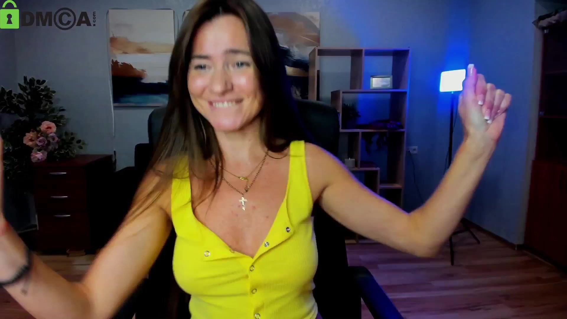 Gallery image thumbnail from Tilly_Casti's myfreecams stream on, 09/14/2025, 18:04 image 19 of 20
