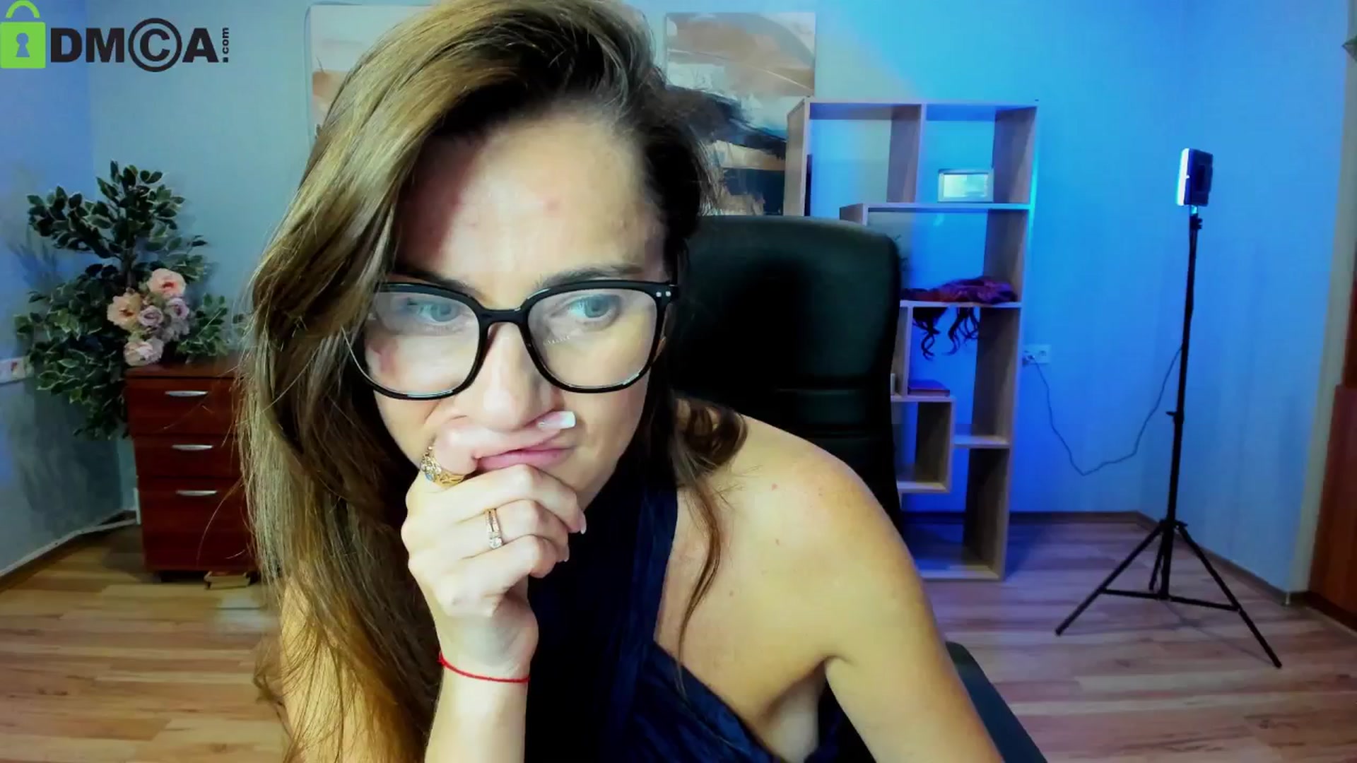 Gallery image thumbnail from Tilly_Casti's myfreecams stream on, 09/17/2025, 14:46 image 11 of 20