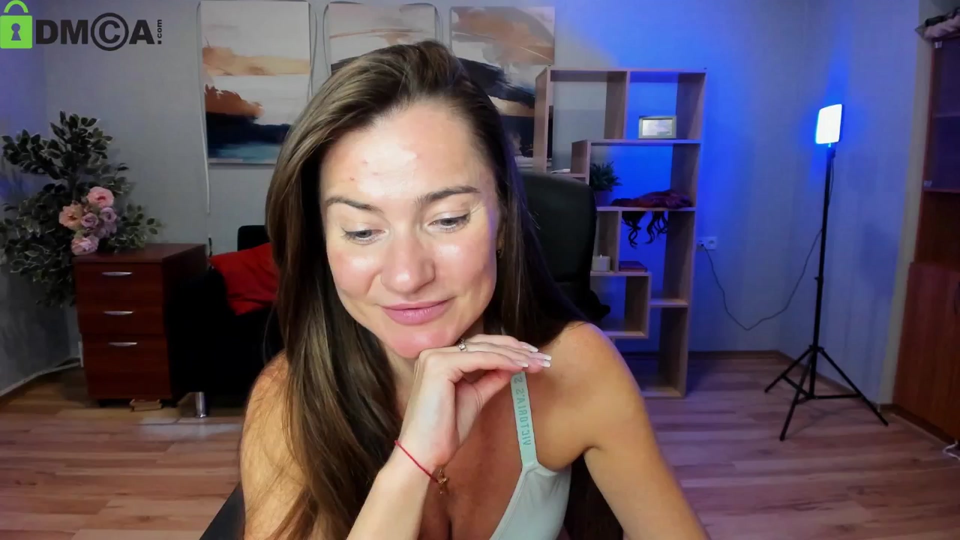 Gallery image thumbnail from Tilly_Casti's myfreecams stream on, 09/19/2025, 17:39 image 5 of 20
