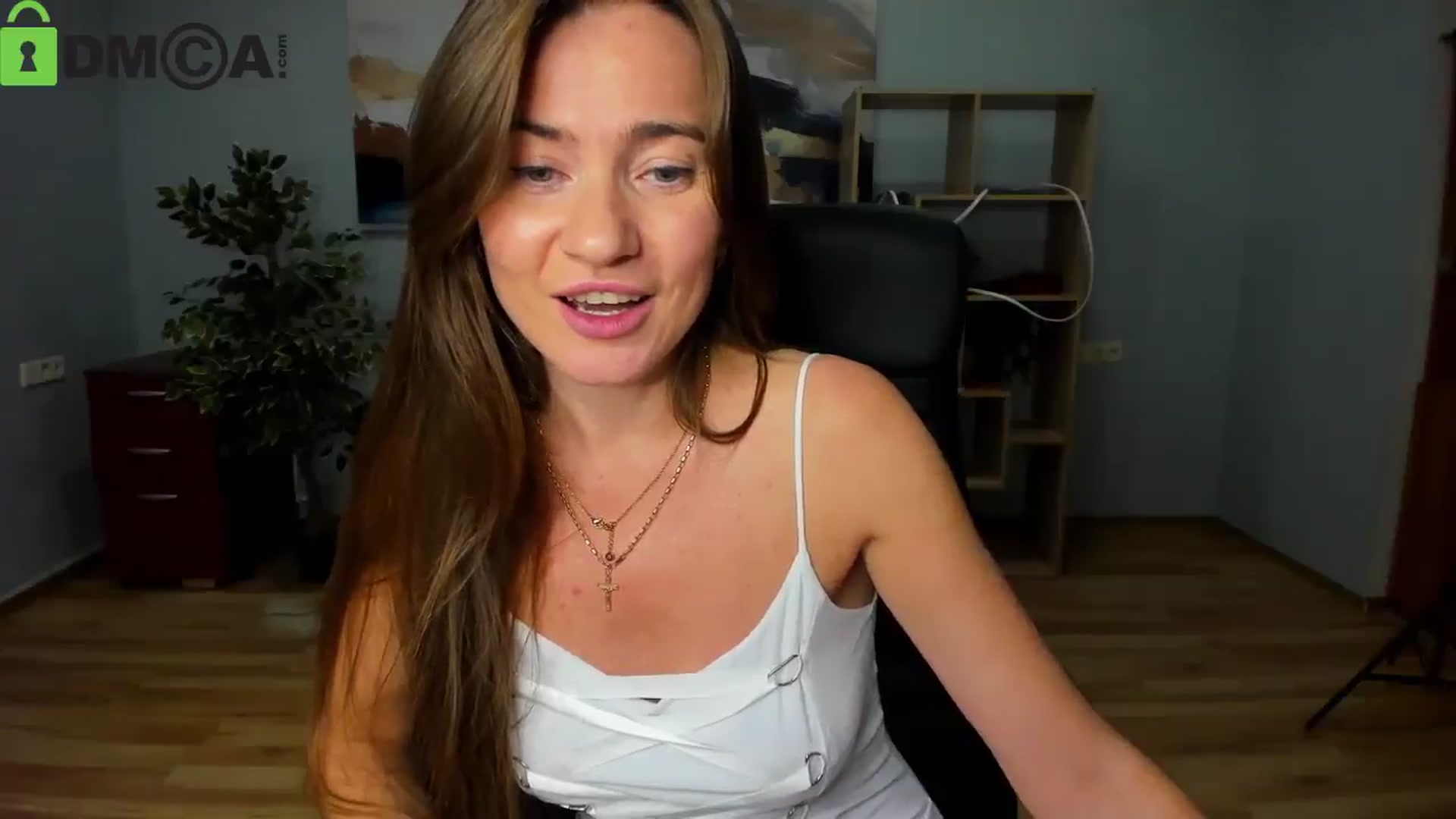 Gallery image thumbnail from Tilly_Casti's myfreecams stream on, 10/08/2025, 18:01 image 4 of 20