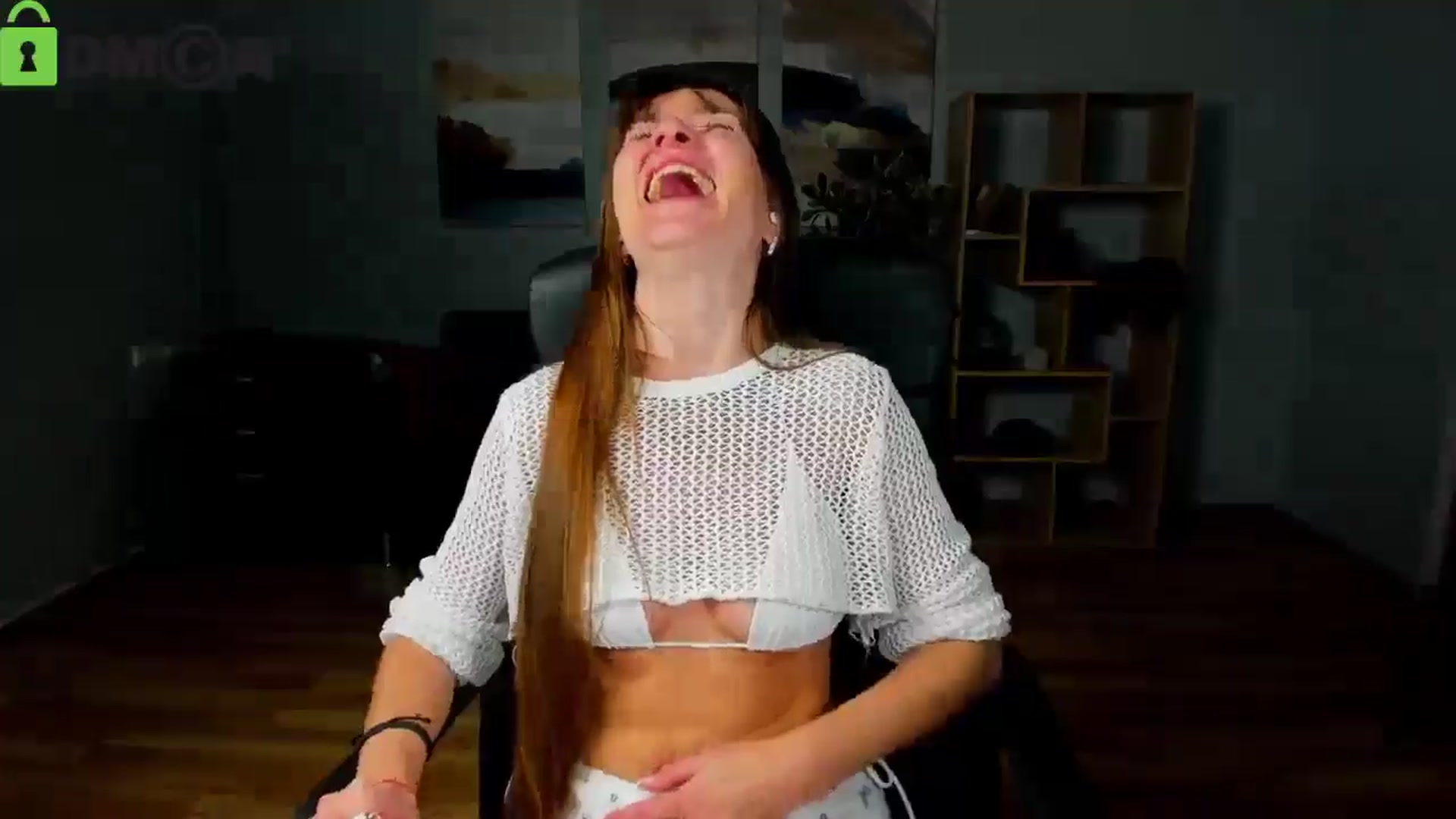 Gallery image thumbnail from Tilly_Casti's myfreecams stream on, 10/22/2025, 18:00 image 14 of 20