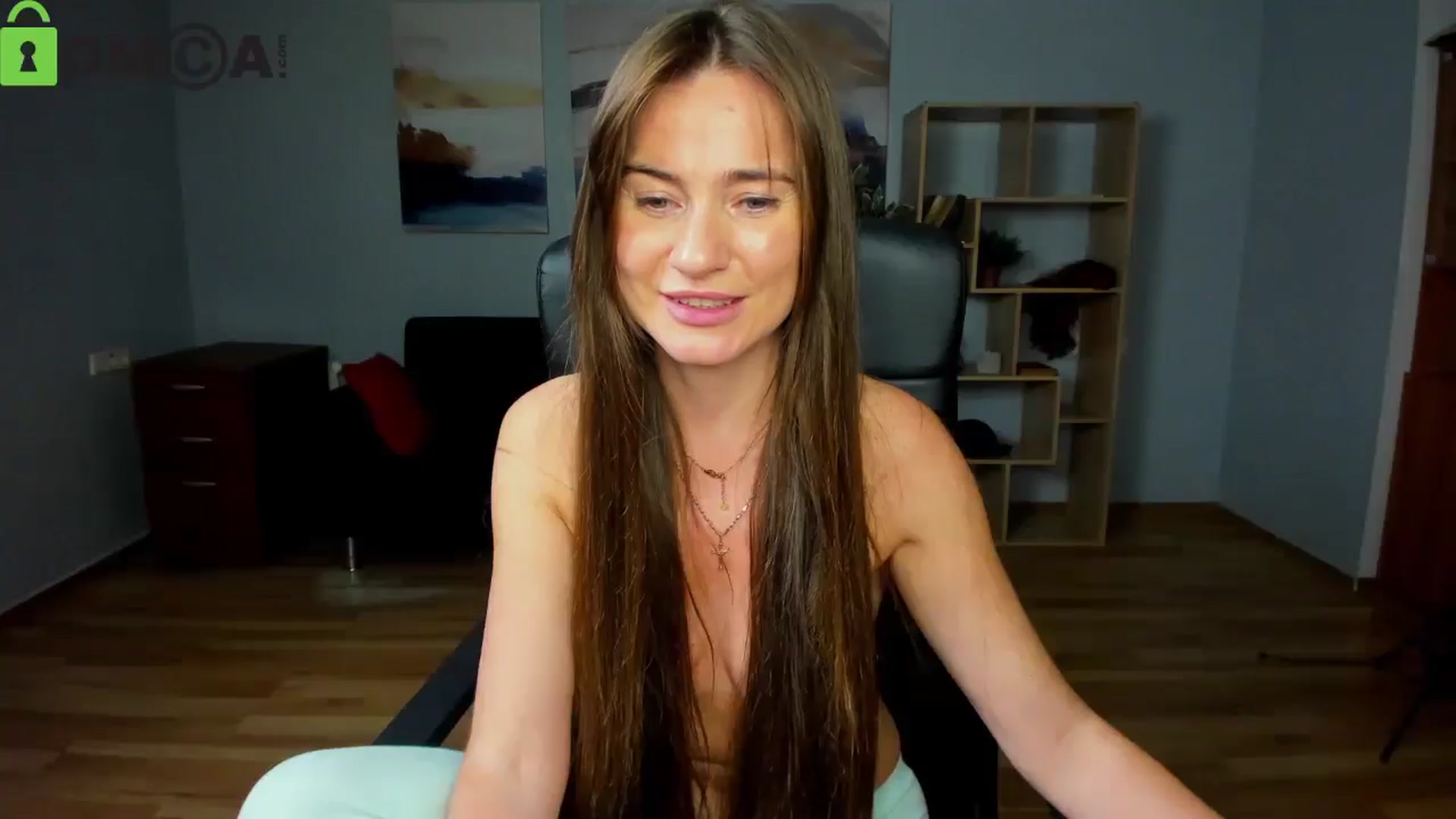Gallery image thumbnail from Tilly_Casti's myfreecams stream on, 11/07/2025, 18:16 image 16 of 20