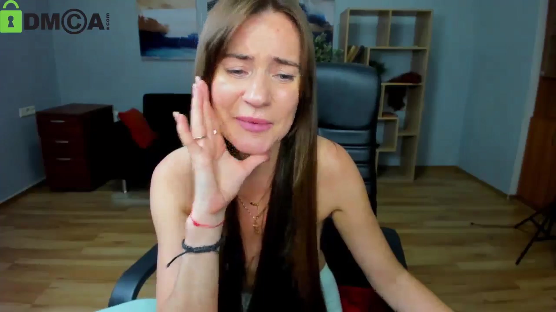 Gallery image thumbnail from Tilly_Casti's myfreecams stream on, 11/07/2025, 18:59 image 4 of 20