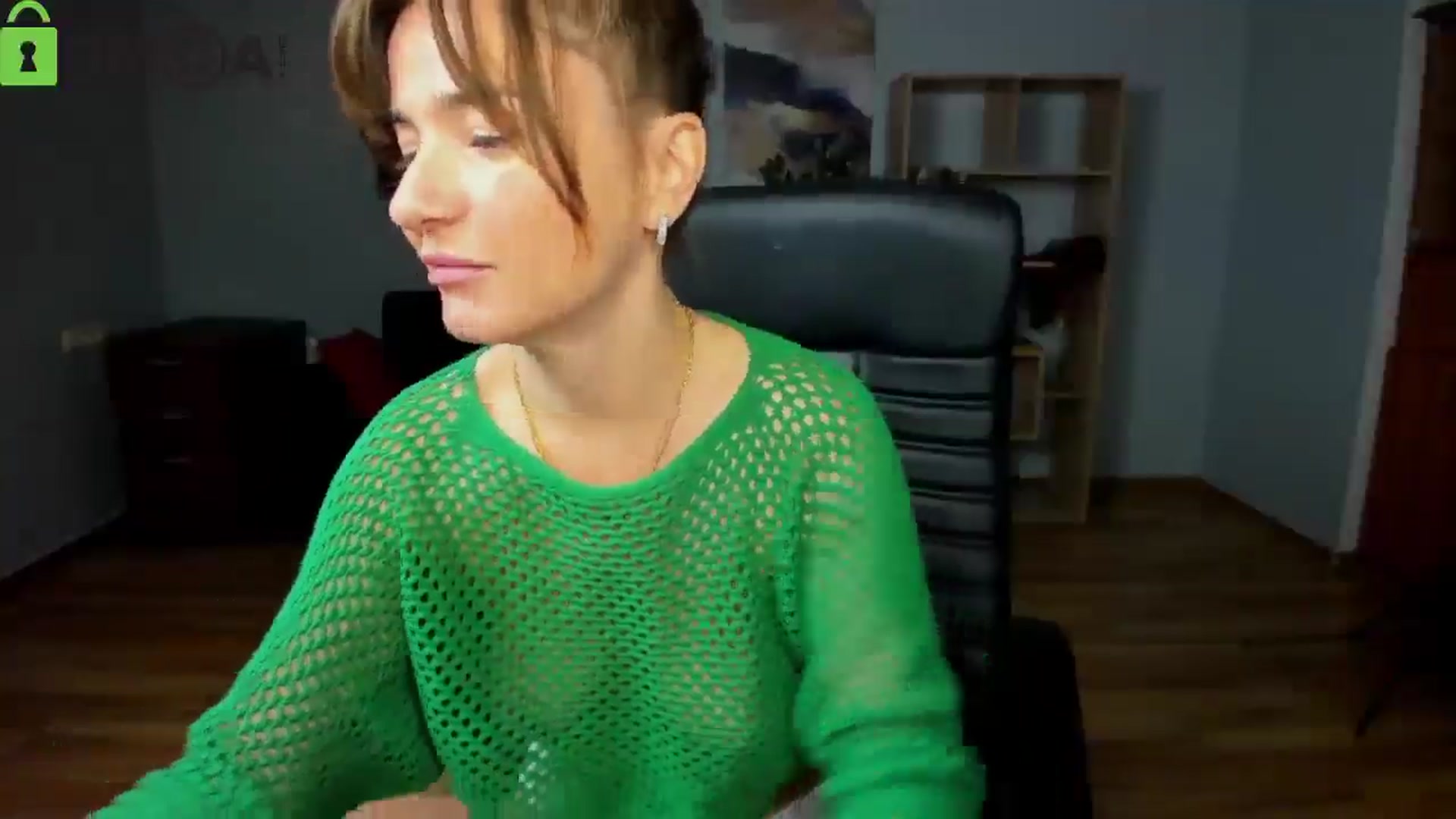 Gallery image thumbnail from Tilly_Casti's myfreecams stream on, 11/08/2025, 15:33 image 3 of 20
