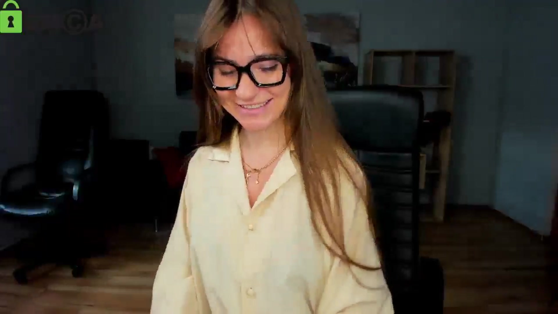 Gallery image thumbnail from Tilly_Casti's myfreecams stream on, 11/12/2025, 12:15 image 16 of 20