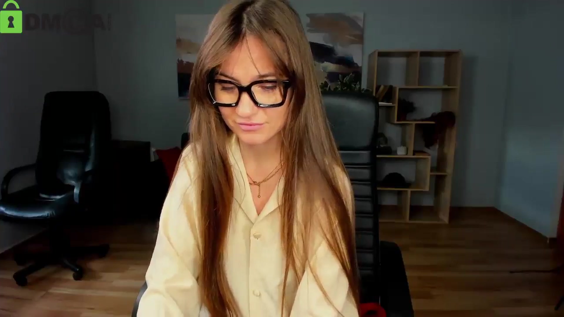 Gallery image thumbnail from Tilly_Casti's myfreecams stream on, 11/12/2025, 12:15 image 11 of 20