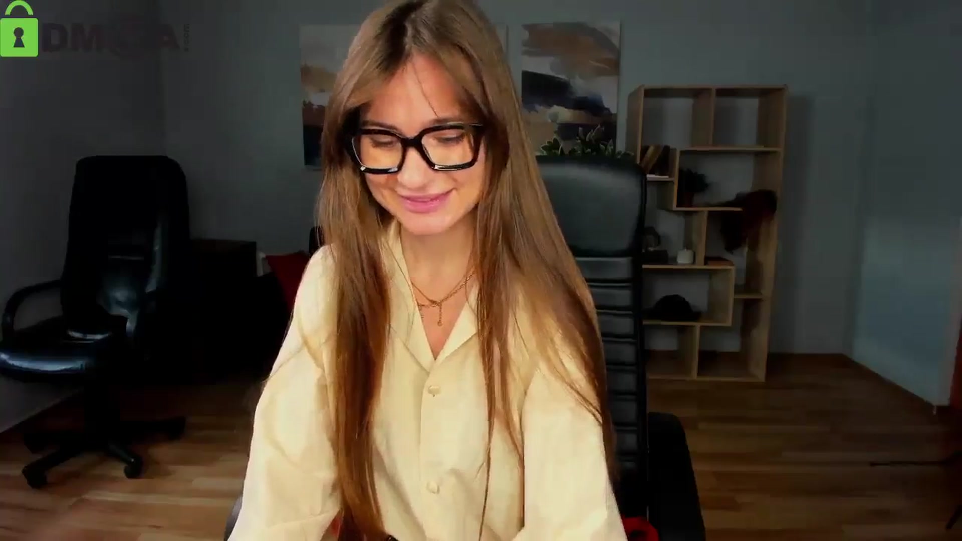Gallery image thumbnail from Tilly_Casti's myfreecams stream on, 11/12/2025, 12:15 image 8 of 20