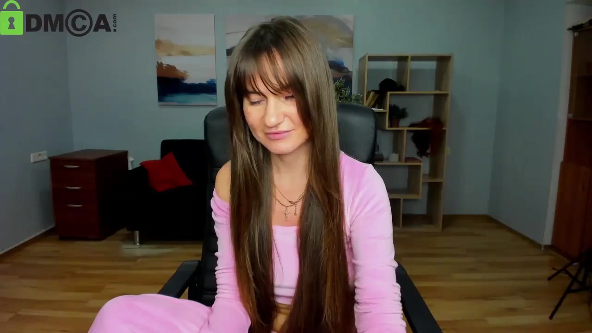Gallery image thumbnail from Tilly_Casti's myfreecams stream on, 11/21/2025, 19:03 image 18 of 20