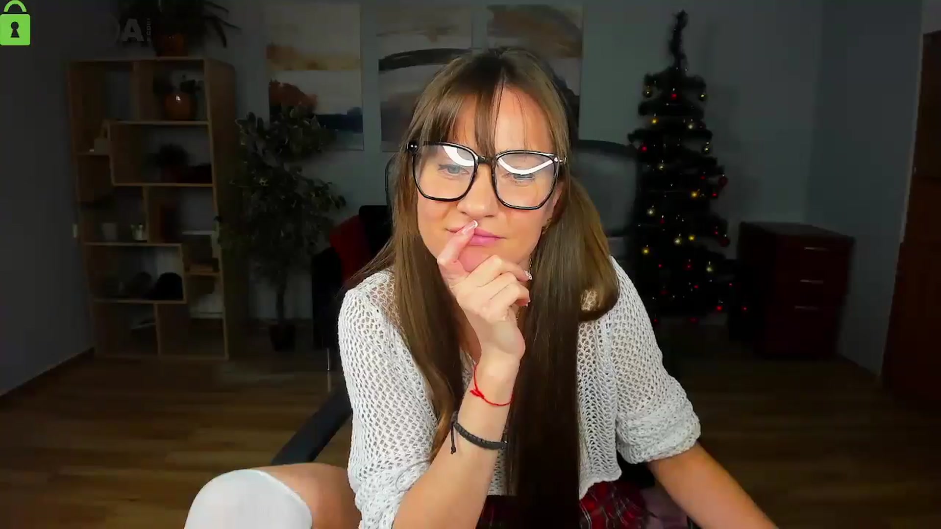 Gallery image thumbnail from Tilly_Casti's myfreecams stream on, 12/21/2025, 16:40 image 3 of 20