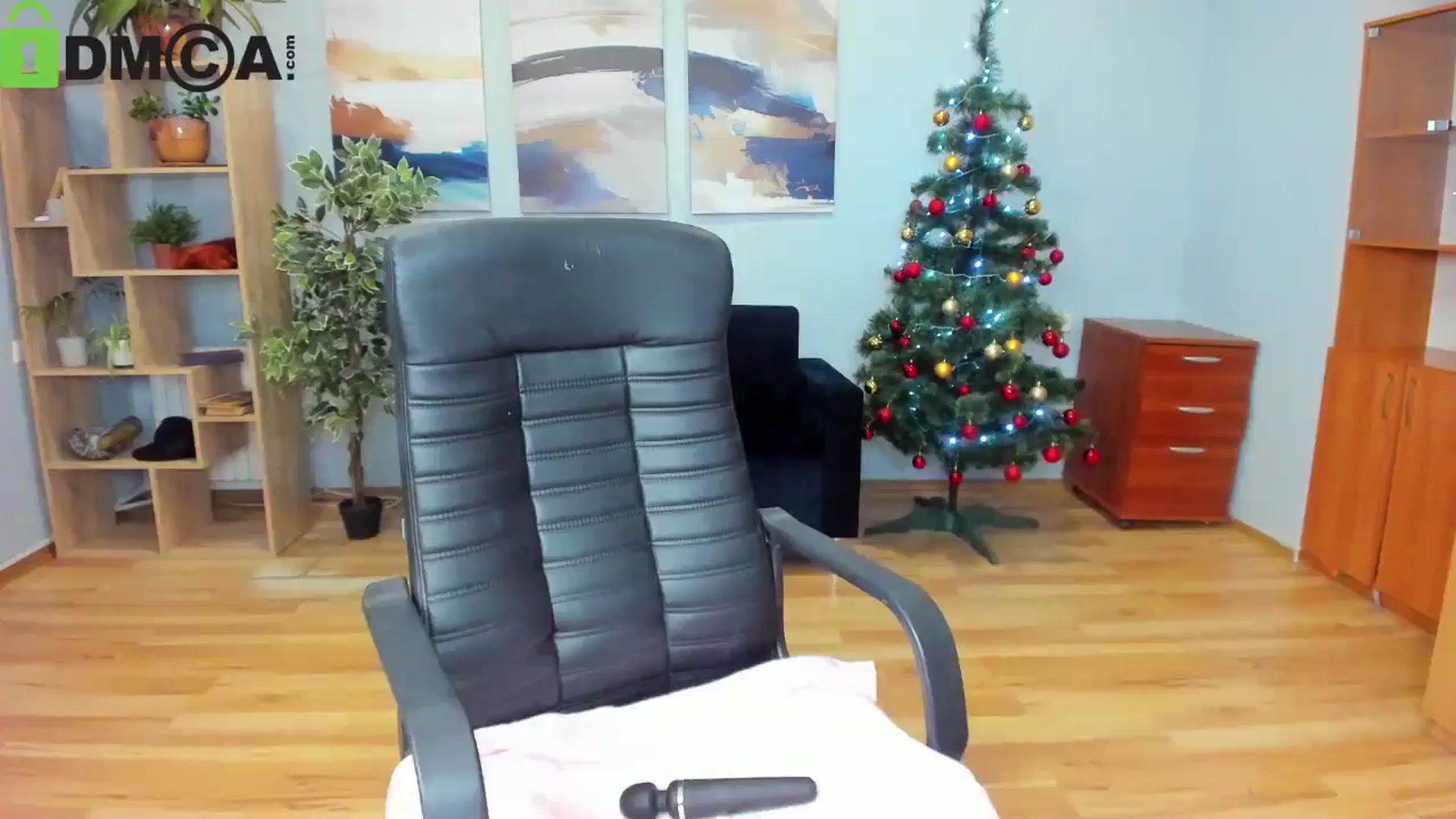 Gallery image thumbnail from Tilly_Casti's myfreecams stream on, 12/28/2025, 18:36 image 15 of 20