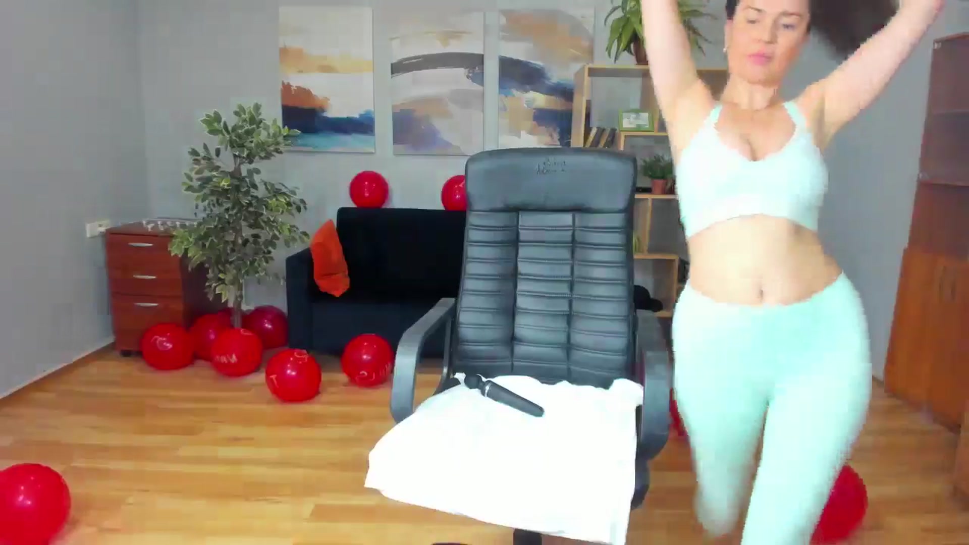 Gallery image thumbnail from Tilly_Casti's myfreecams stream on, 02/18/2026, 13:42 image 4 of 20