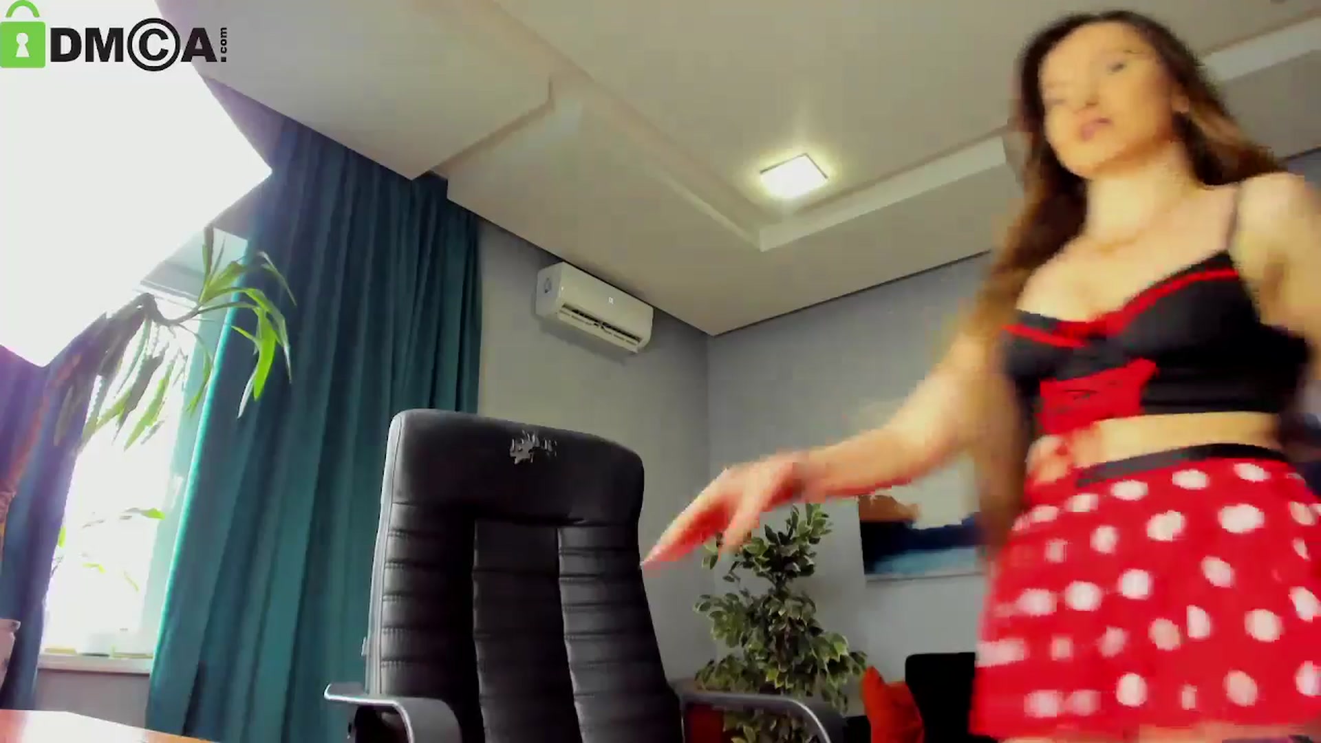 Gallery image thumbnail from Tilly_Casti's myfreecams stream on, 04/22/2026, 13:27 image 14 of 20
