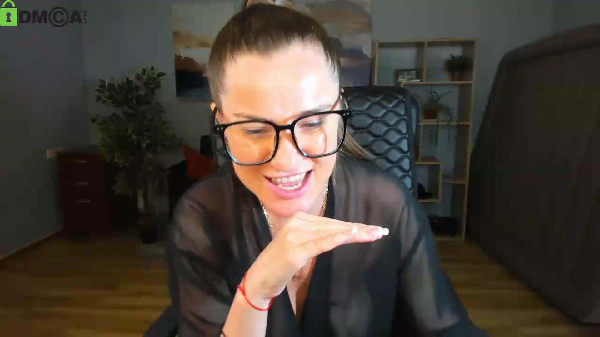 Gallery image thumbnail from Tilly_Casti's myfreecams stream on, 07/01/2026, 17:53 image 8 of 20
