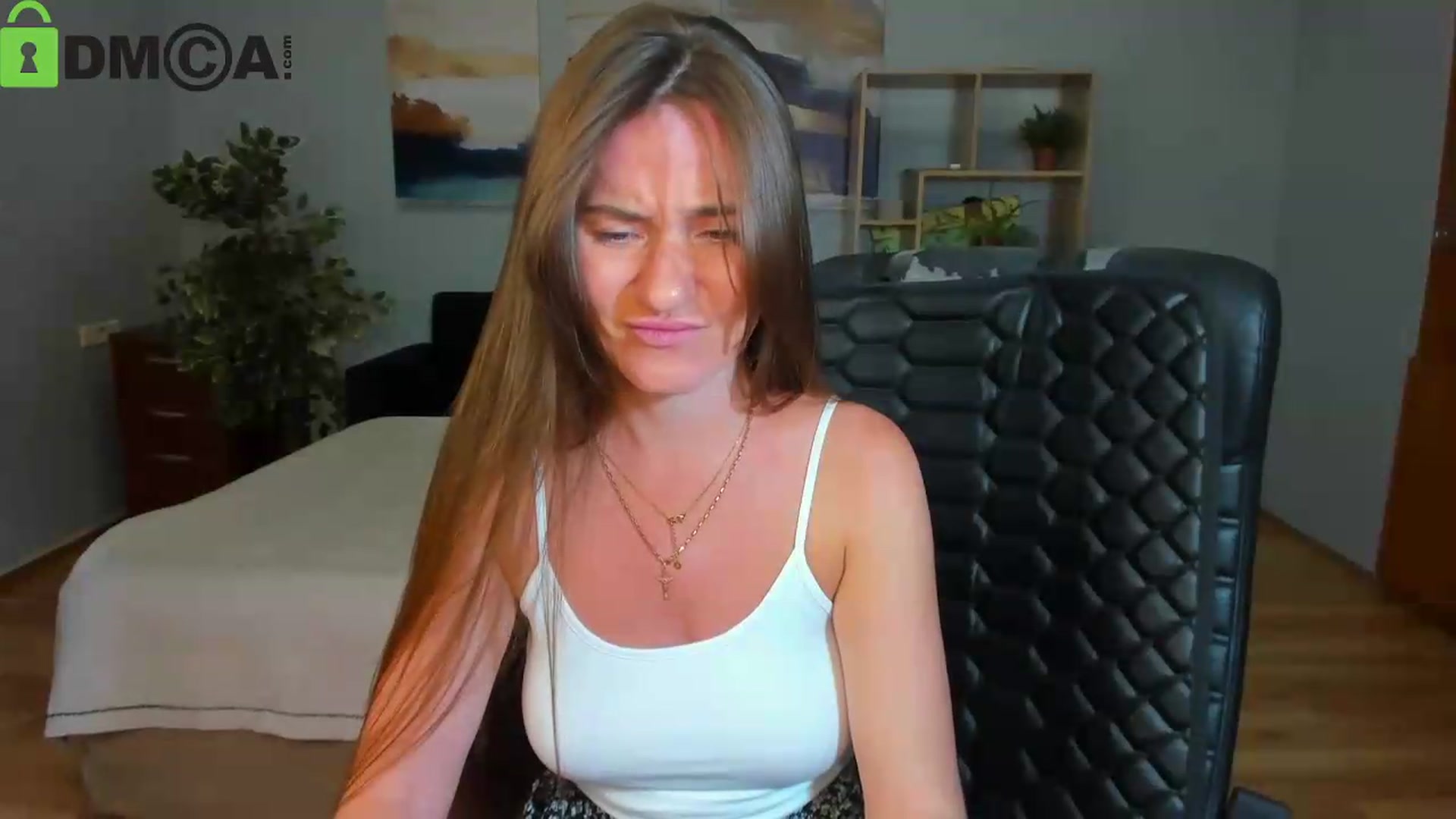 Gallery image thumbnail from Tilly_Casti's myfreecams stream on, 08/20/2026, 17:22 image 19 of 20