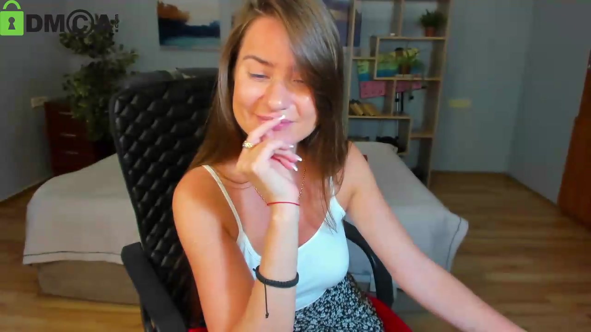 Gallery image thumbnail from Tilly_Casti's myfreecams stream on, 08/20/2026, 17:22 image 16 of 20