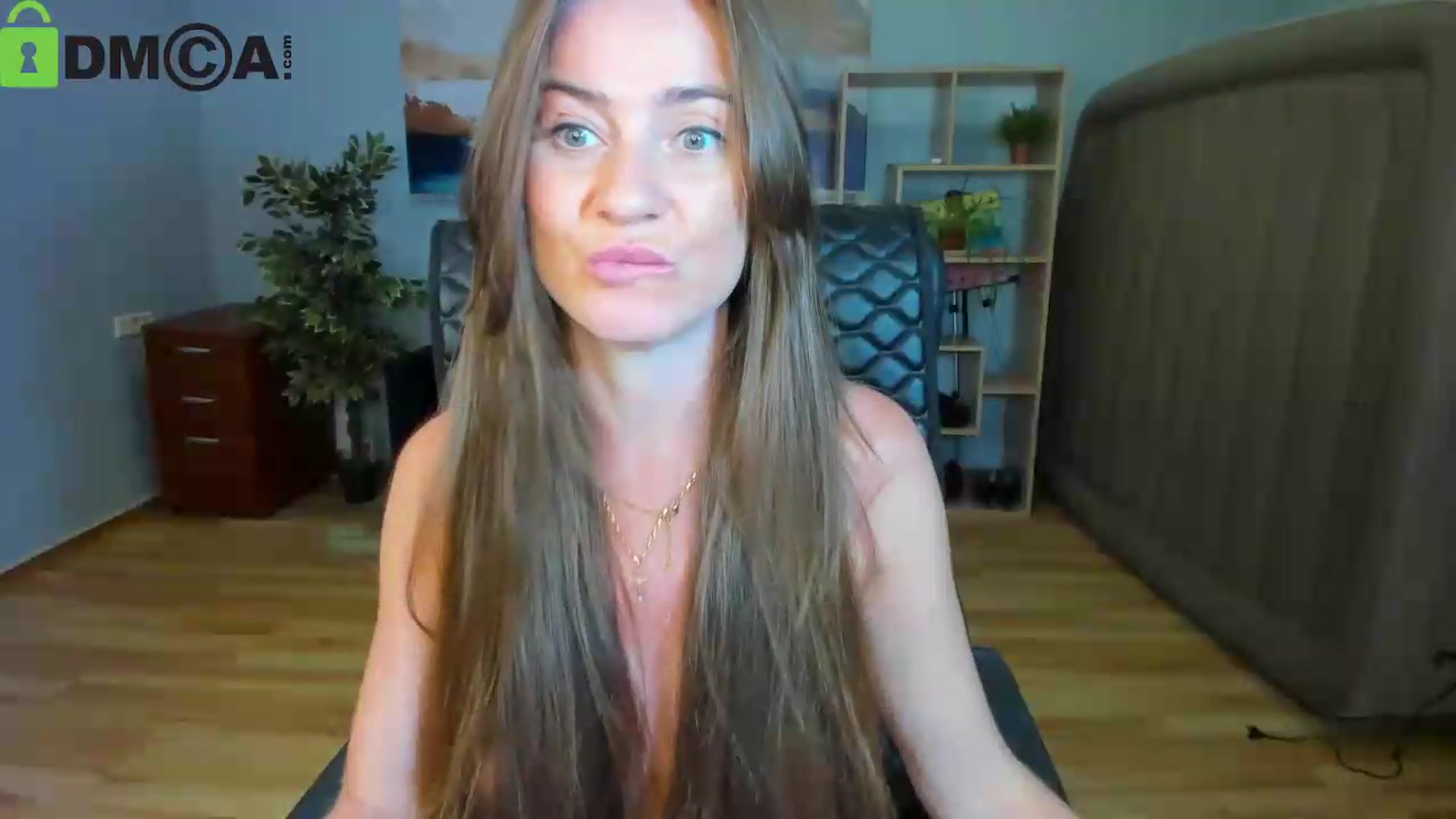 Gallery image thumbnail from Tilly_Casti's myfreecams stream on, 09/03/2026, 15:24 image 10 of 20