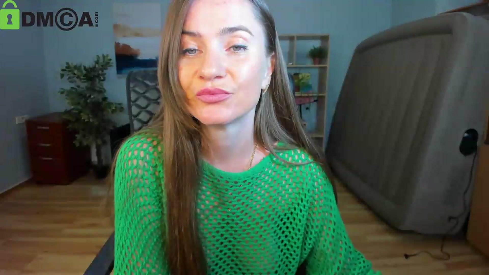 Gallery image thumbnail from Tilly_Casti's myfreecams stream on, 09/04/2026, 15:17 image 9 of 20