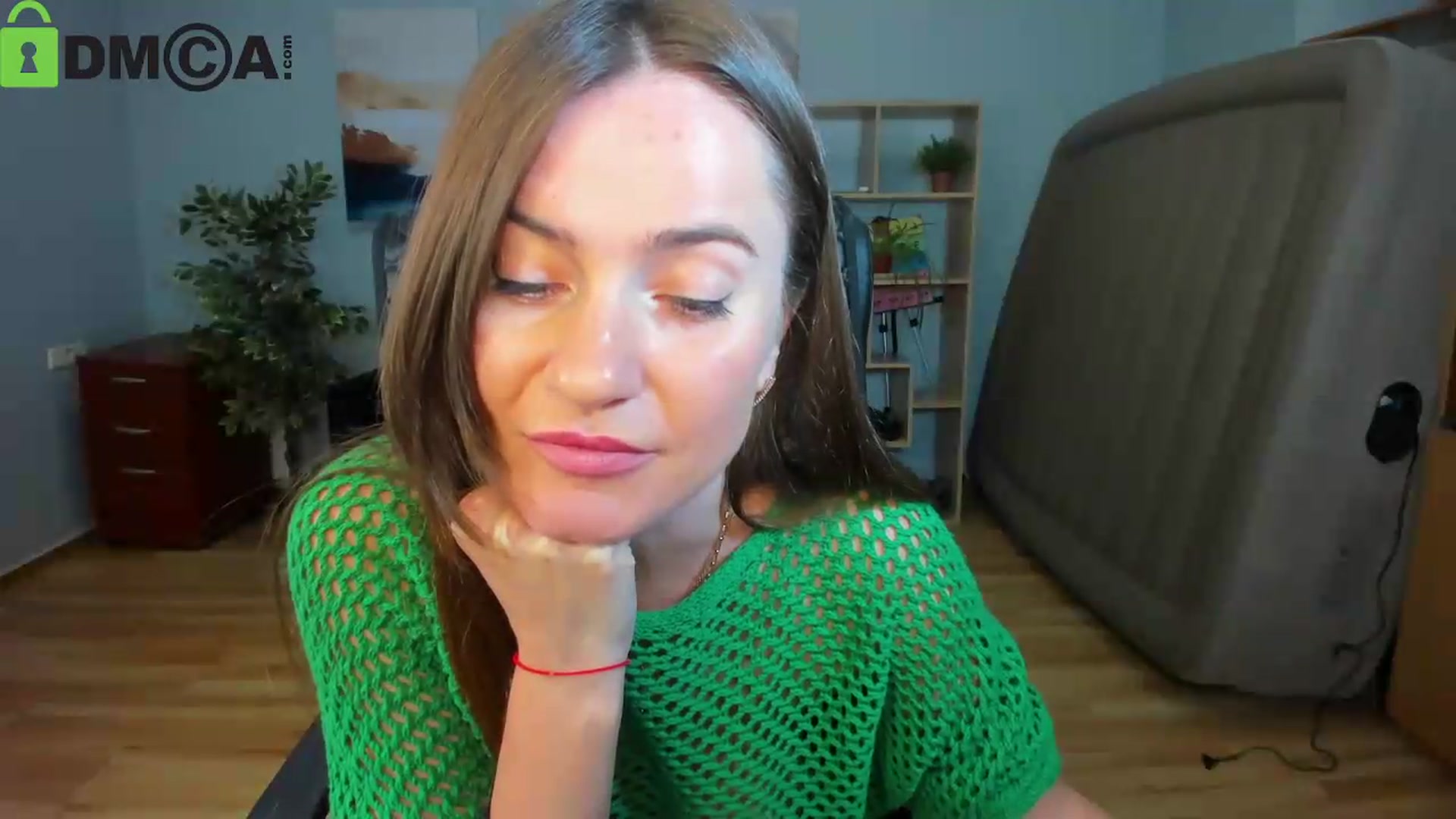 Gallery image thumbnail from Tilly_Casti's myfreecams stream on, 09/04/2026, 15:17 image 10 of 20