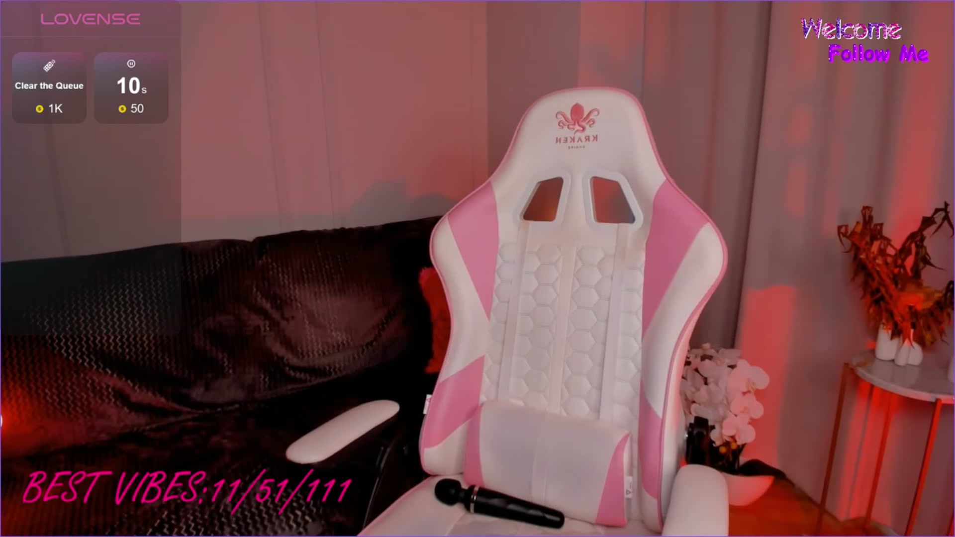 Gallery image thumbnail from TinaAkira's myfreecams stream on, 11/12/2023, 14:06 image 10 of 20
