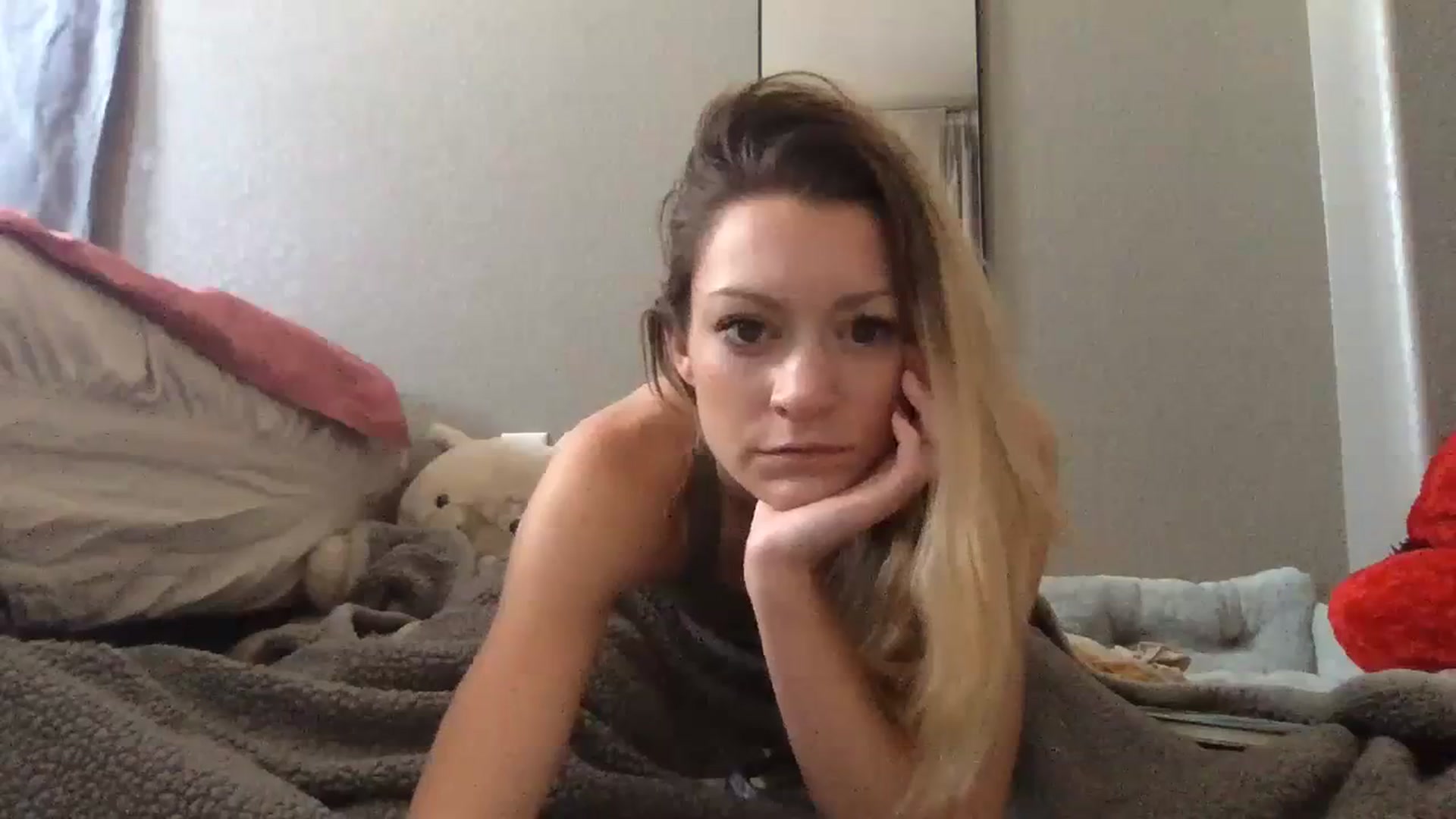 Gallery image thumbnail from TinaColbyCams's myfreecams stream on, 01/14/2024, 21:16 image 3 of 20