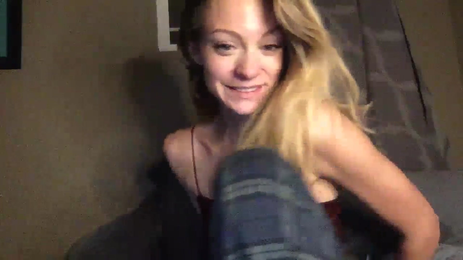 Gallery image thumbnail from TinaColbyCams's myfreecams stream on, 02/09/2024, 08:24 image 7 of 20