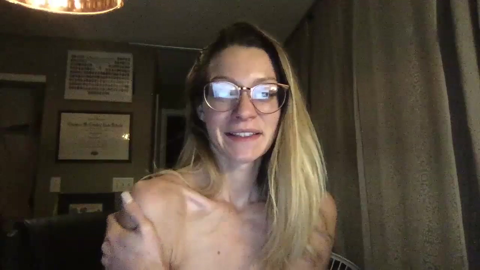 Gallery image thumbnail from TinaColbyCams's myfreecams stream on, 02/10/2024, 10:10 image 16 of 20