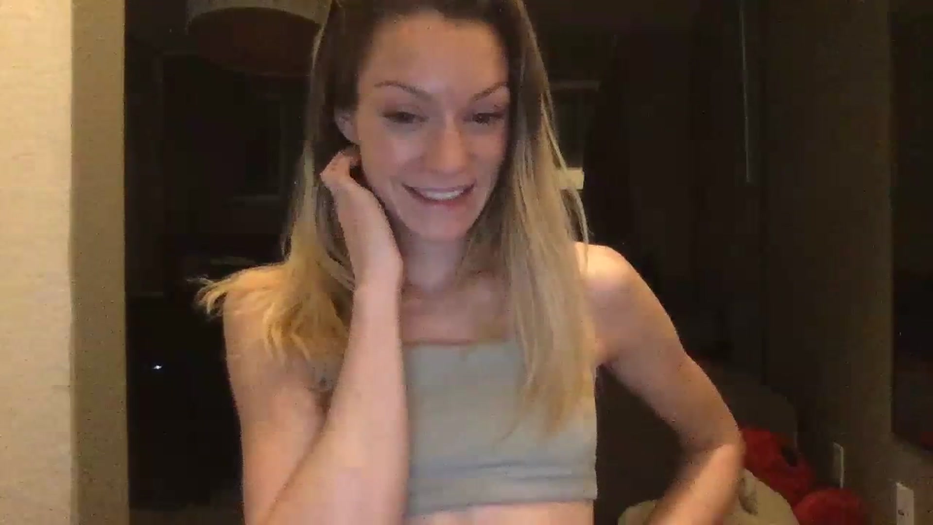 Gallery image thumbnail from TinaColbyCams's myfreecams stream on, 02/12/2024, 08:17 image 9 of 20