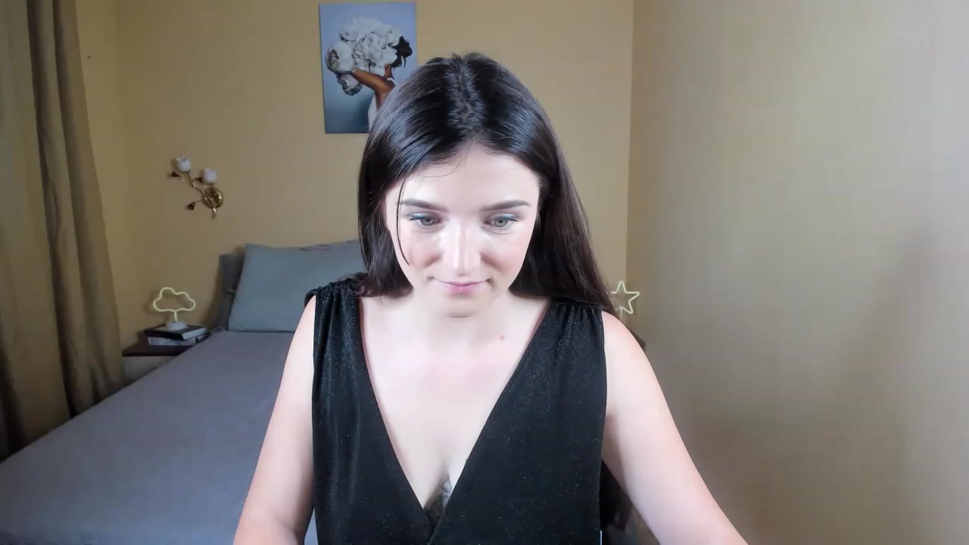 Gallery image thumbnail from TinaFerrell's myfreecams stream on, 06/05/2023, 23:18 image 19 of 20