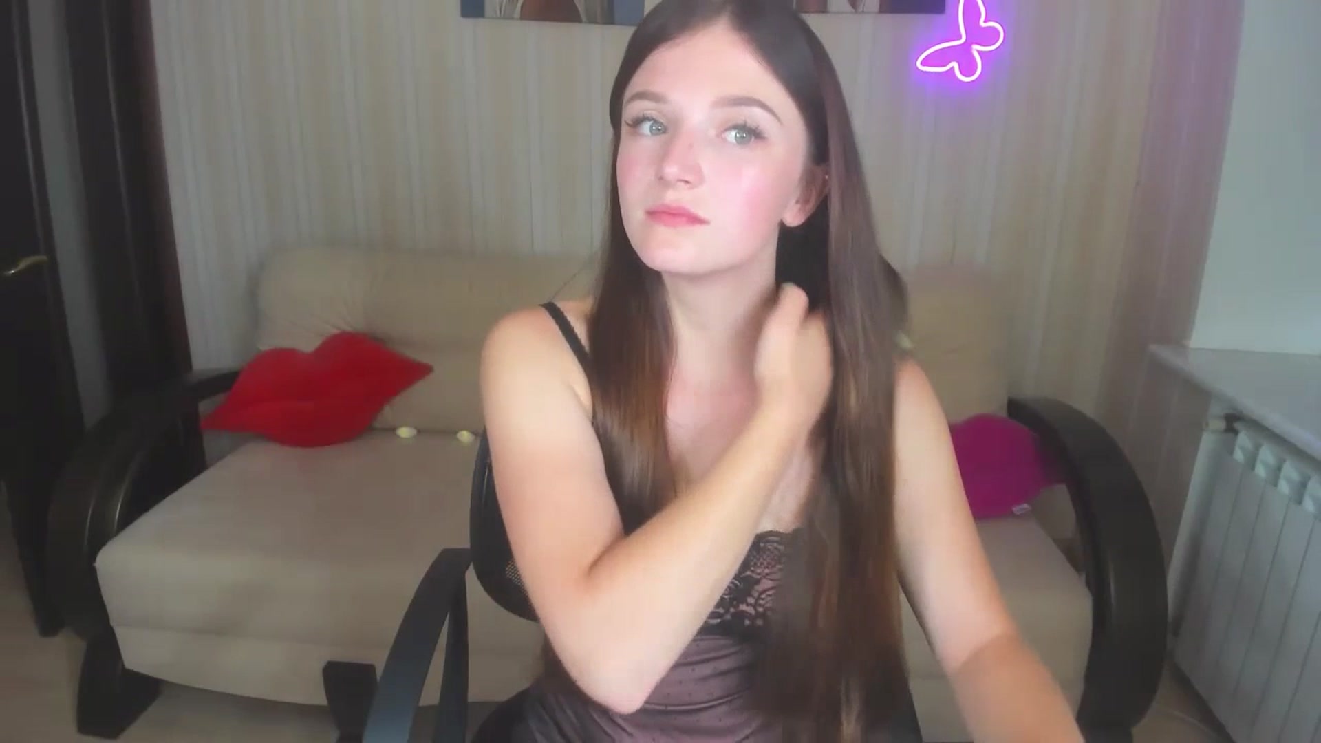Gallery image thumbnail from TinaFerrell's myfreecams stream on, 07/09/2023, 19:33 image 15 of 20