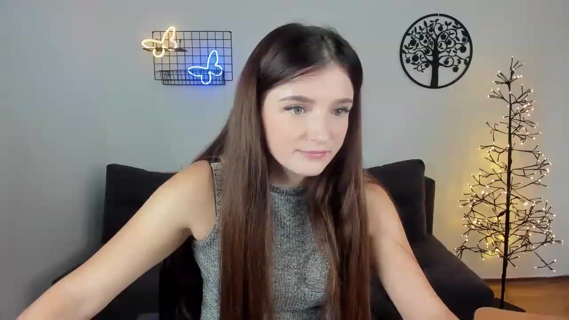 Gallery image thumbnail from TinaFerrell's myfreecams stream on, 07/11/2023, 14:11 image 4 of 20