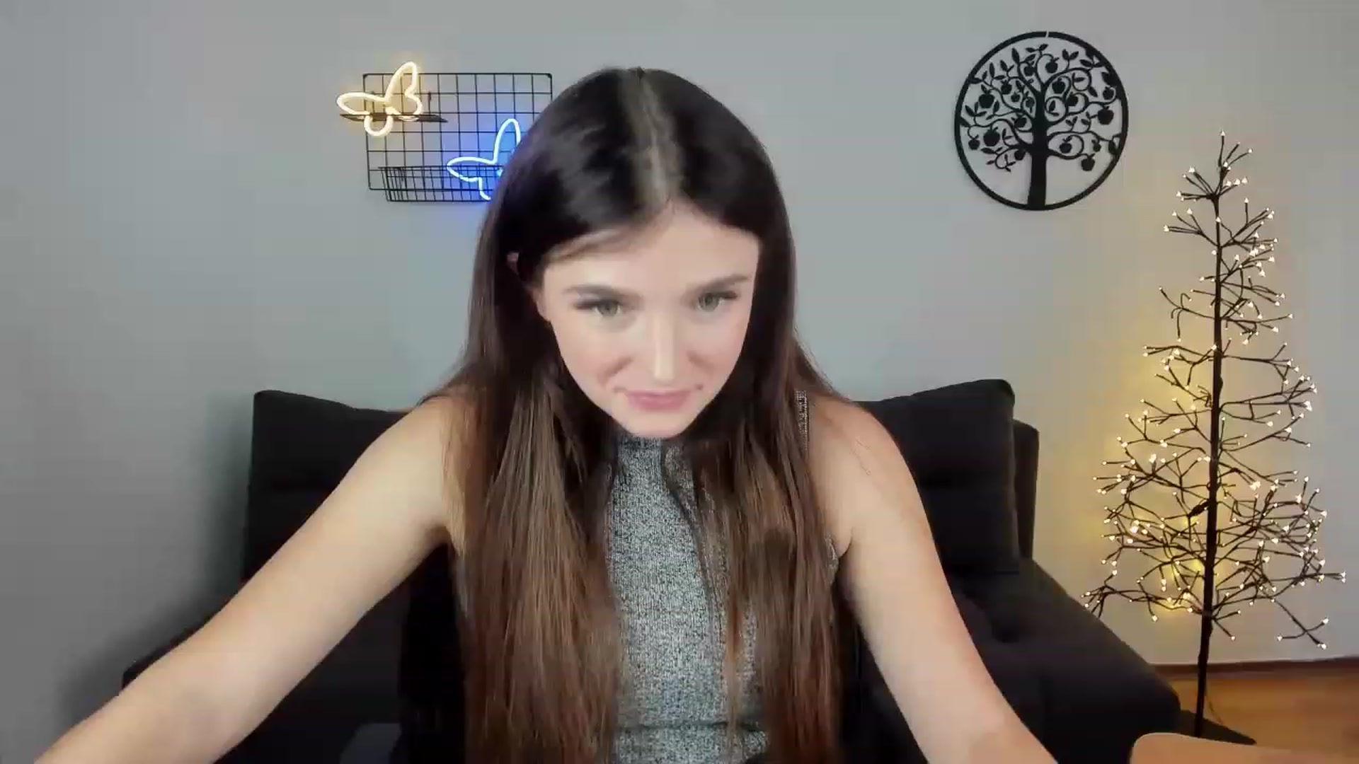 Gallery image thumbnail from TinaFerrell's myfreecams stream on, 07/11/2023, 14:11 image 10 of 20