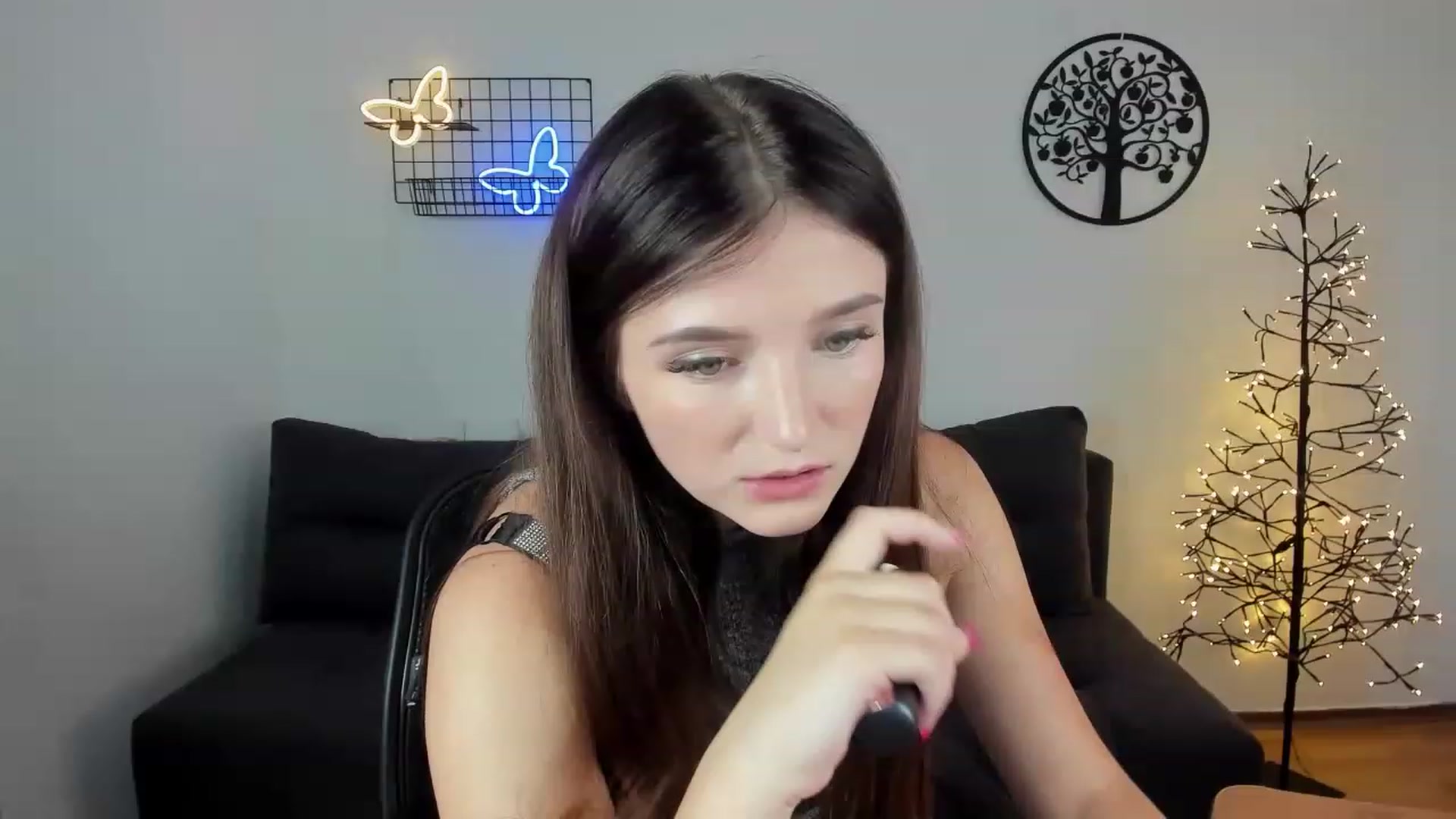 Gallery image thumbnail from TinaFerrell's myfreecams stream on, 07/11/2023, 14:11 image 18 of 20