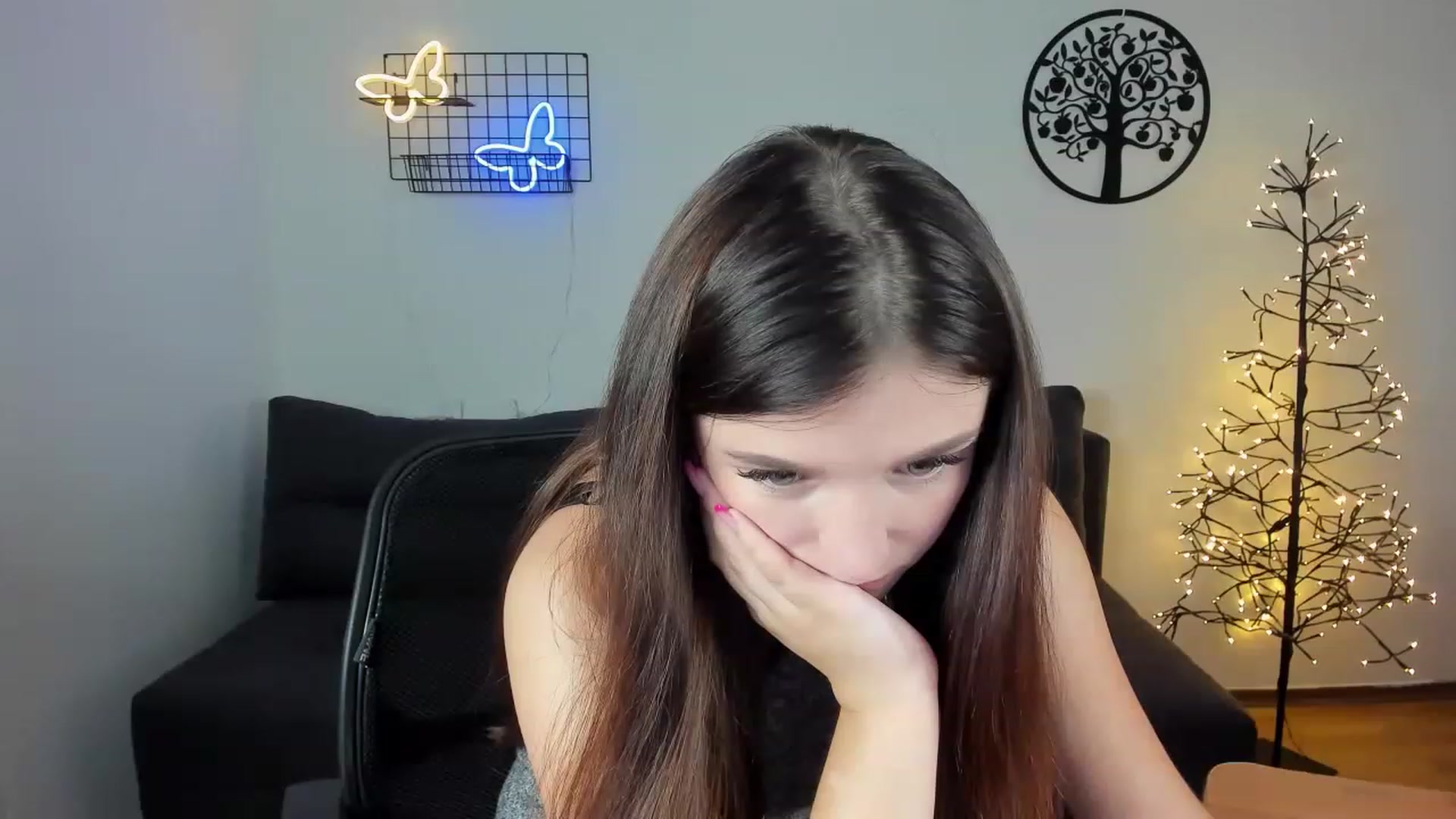 Gallery image thumbnail from TinaFerrell's myfreecams stream on, 07/11/2023, 17:37 image 11 of 20