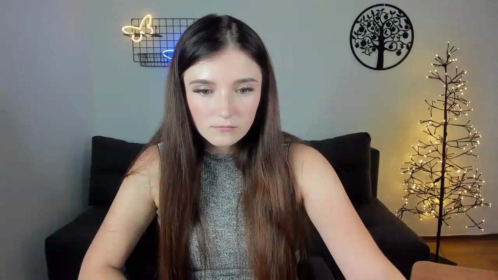 Gallery image thumbnail from TinaFerrell's myfreecams stream on, 07/11/2023, 17:37 image 3 of 20