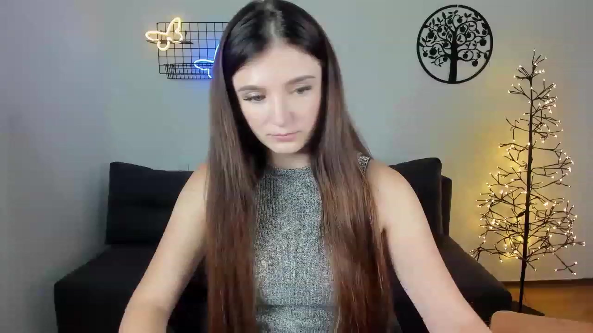 Gallery image thumbnail from TinaFerrell's myfreecams stream on, 07/11/2023, 17:37 image 4 of 20
