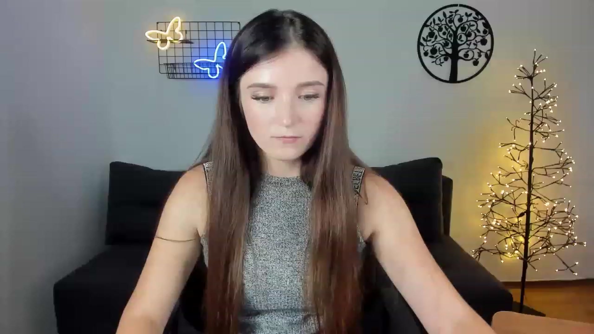 Gallery image thumbnail from TinaFerrell's myfreecams stream on, 07/11/2023, 17:37 image 13 of 20