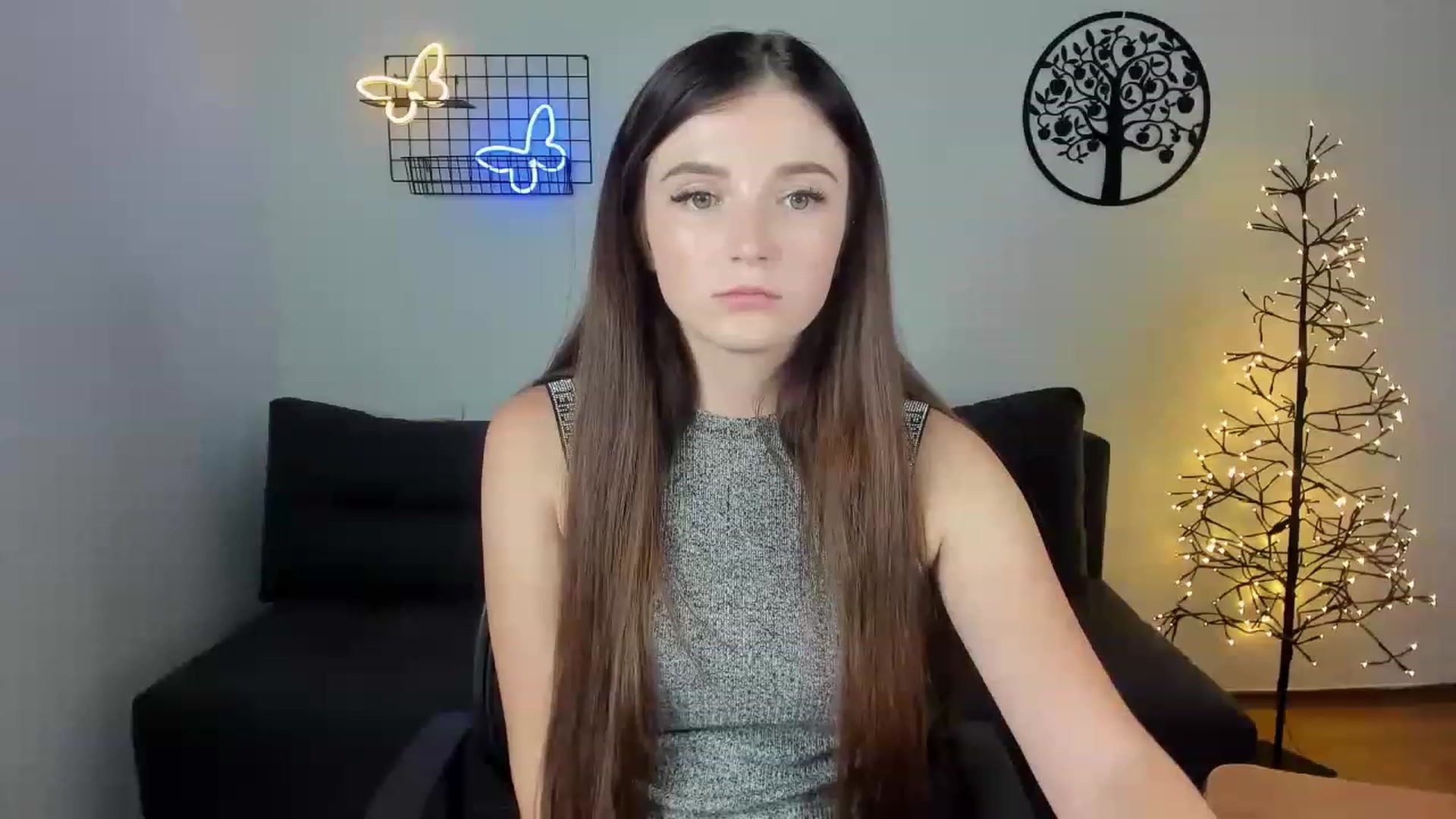 Gallery image thumbnail from TinaFerrell's myfreecams stream on, 07/11/2023, 17:37 image 15 of 20