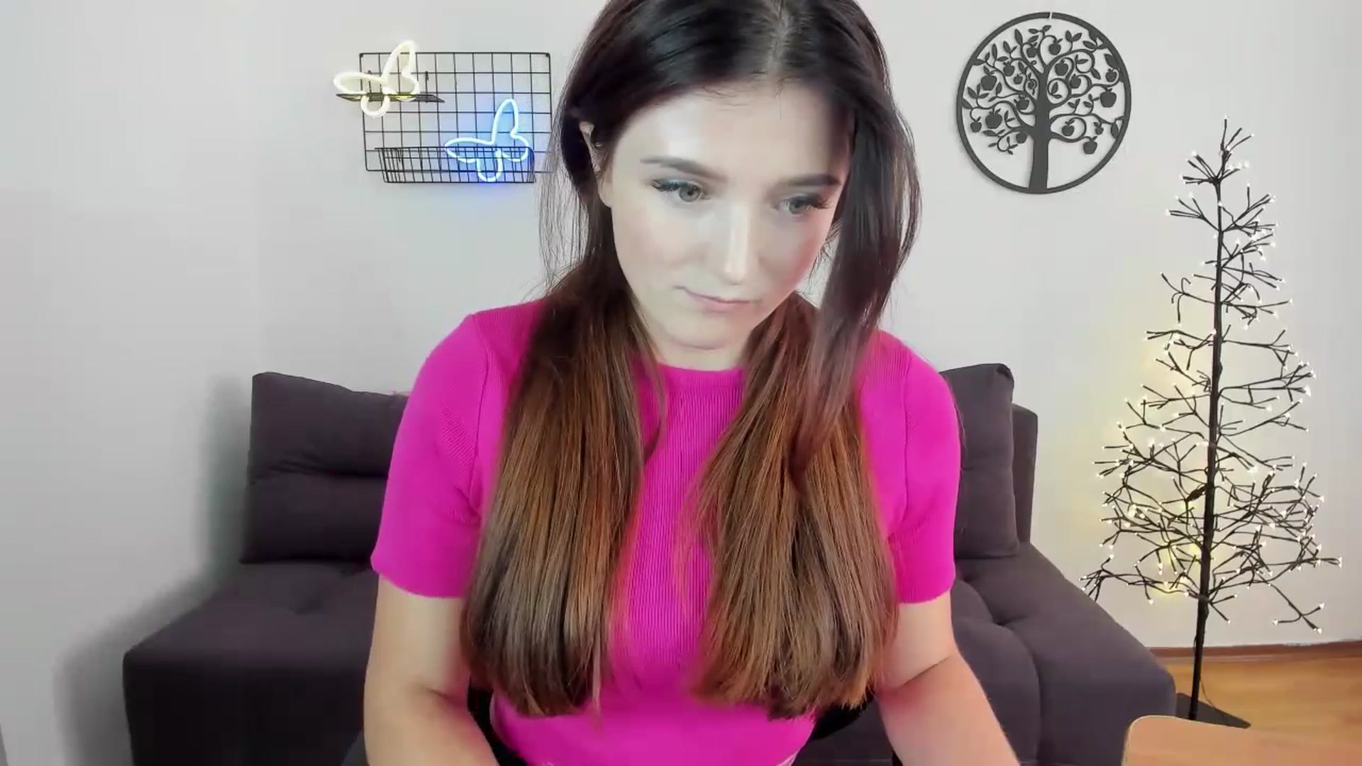 Gallery image thumbnail from TinaFerrell's myfreecams stream on, 07/12/2023, 08:27 image 9 of 20