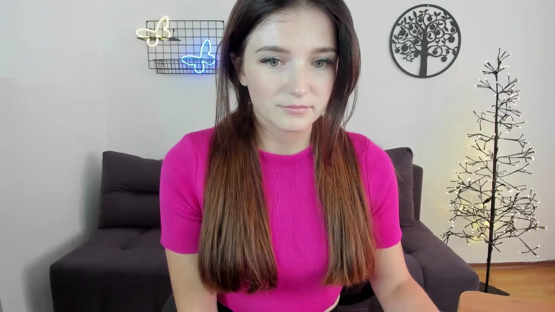 Gallery image thumbnail from TinaFerrell's myfreecams stream on, 07/12/2023, 08:27 image 1 of 20