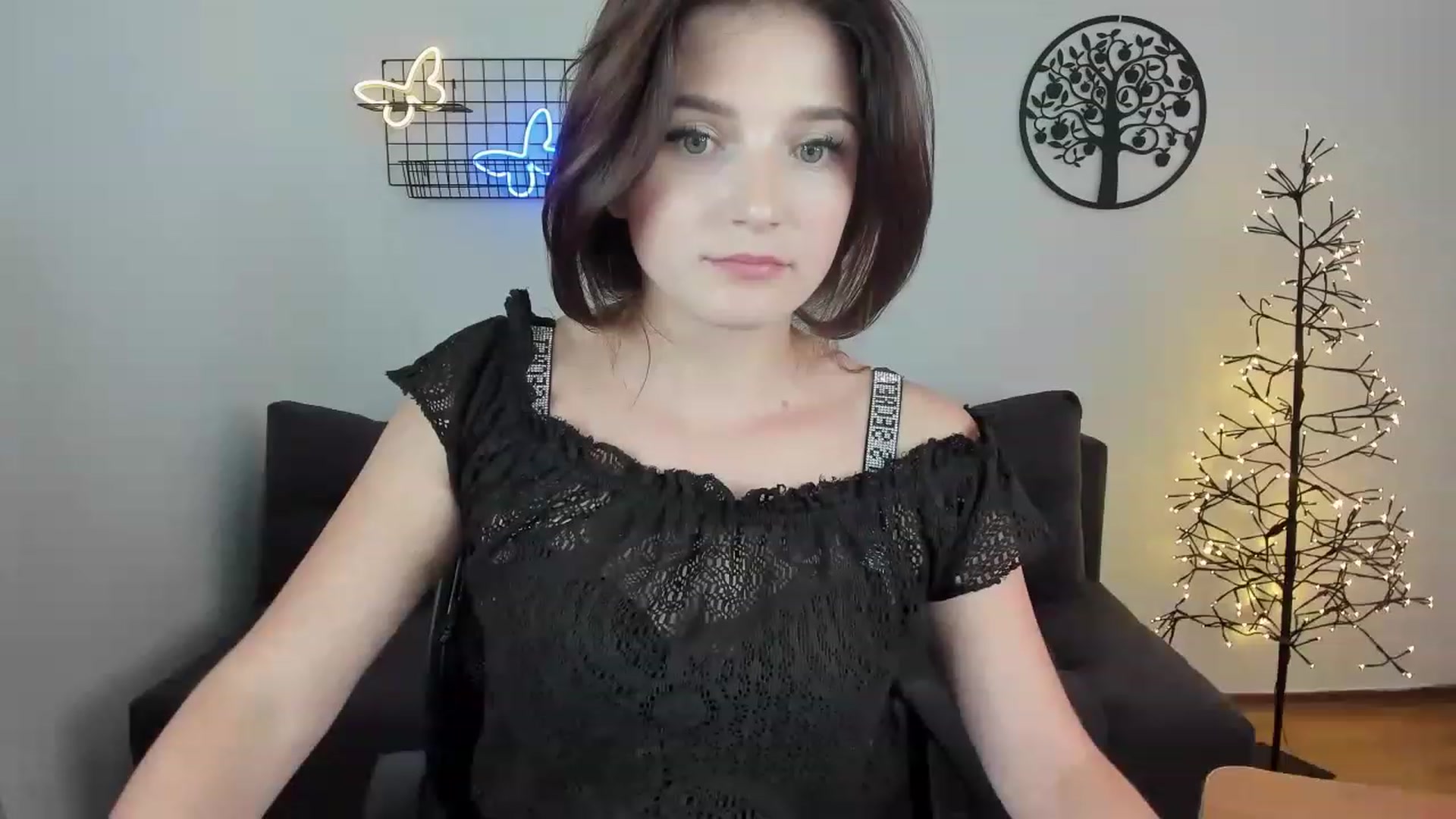 Gallery image thumbnail from TinaFerrell's myfreecams stream on, 07/12/2023, 11:37 image 4 of 20